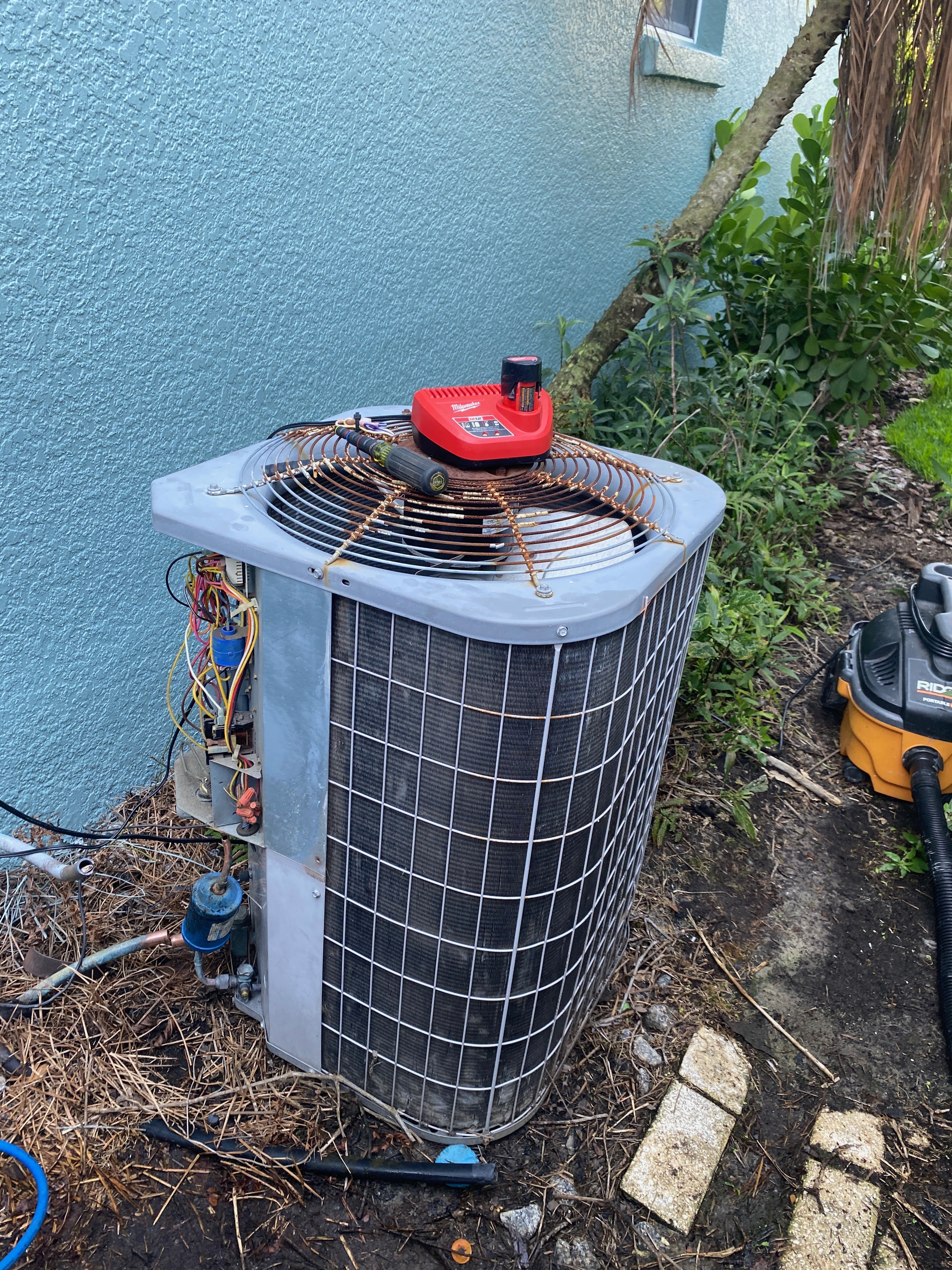 Experience top-notch HVAC services with Belle Air, bringing comfort and efficiency to your home.