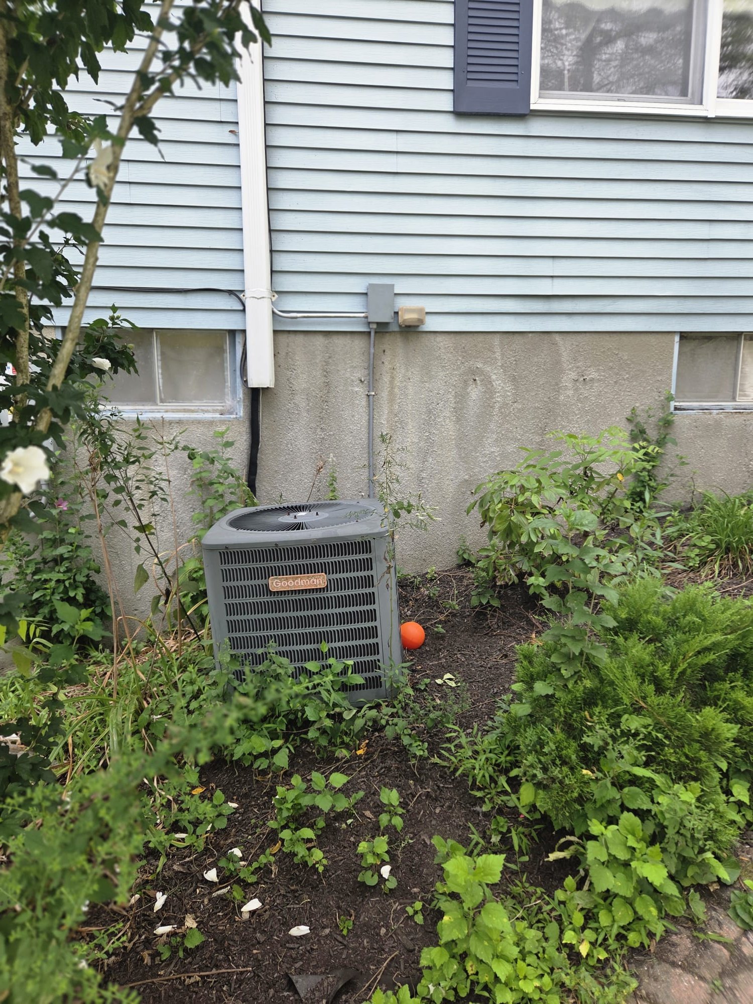 Experience superior climate control with Service Professionals, ensuring your home's comfort with expert AC installations.