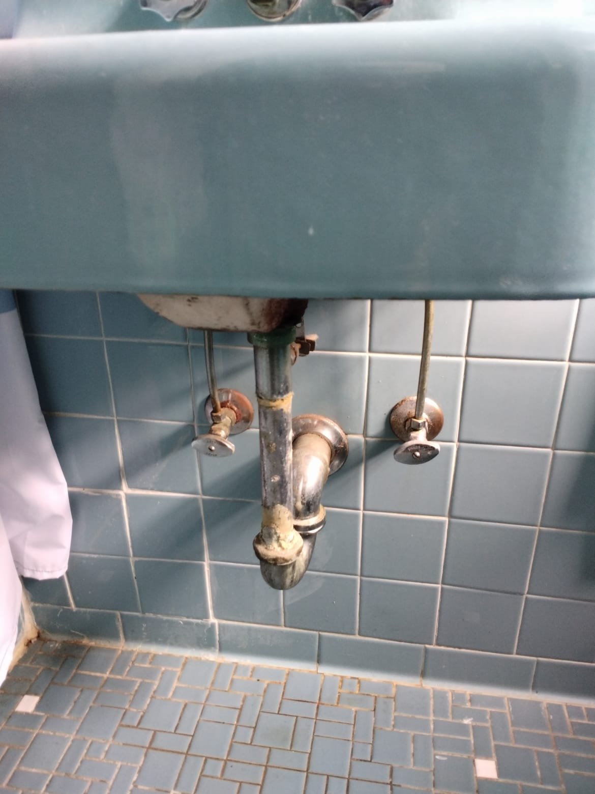 Ensure your home's plumbing is in peak condition with our expert solutions at Reliable Plumbing Services. Call us today!