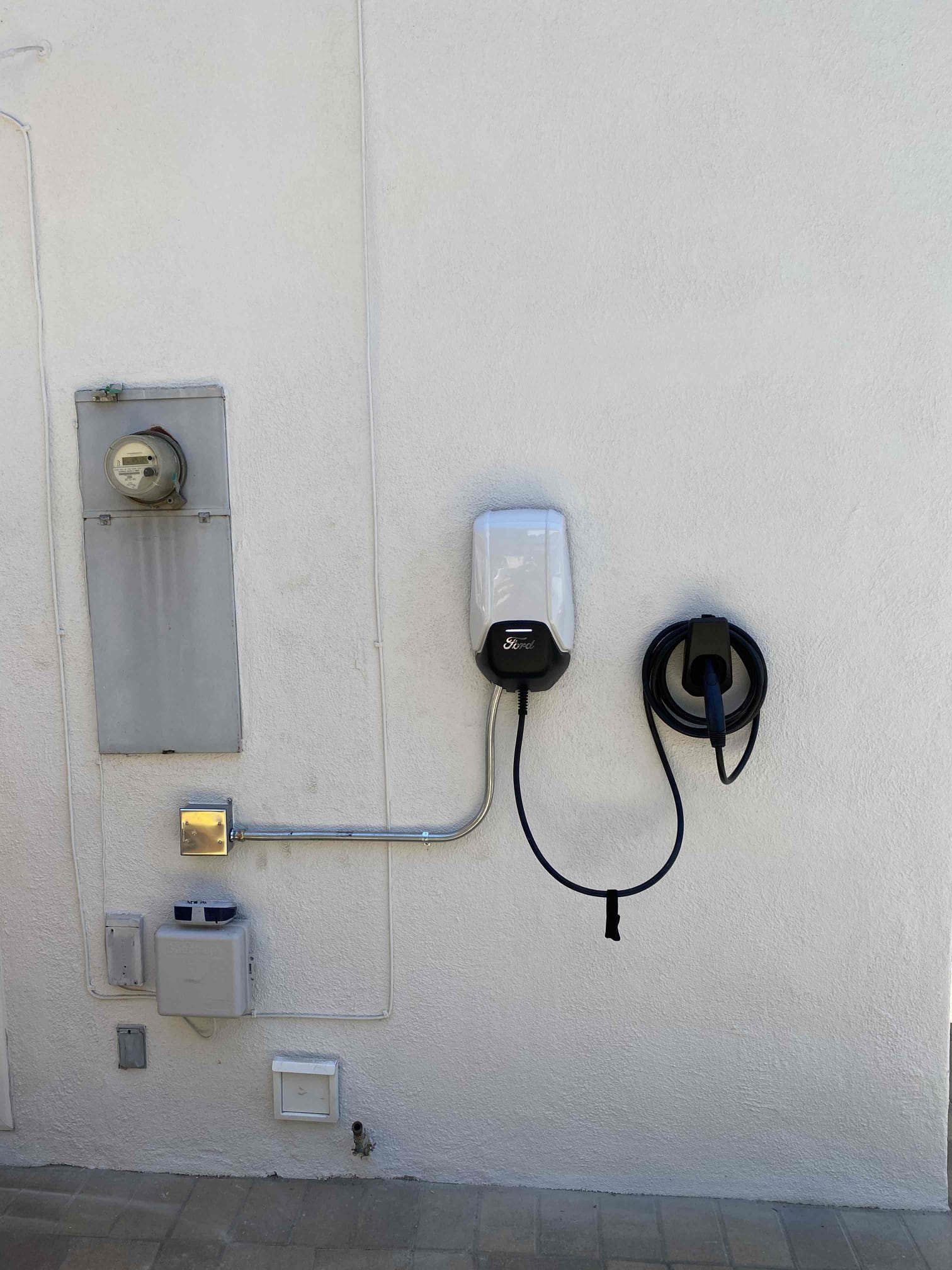 Level 2 EV Charger Installation in Glendale, CA