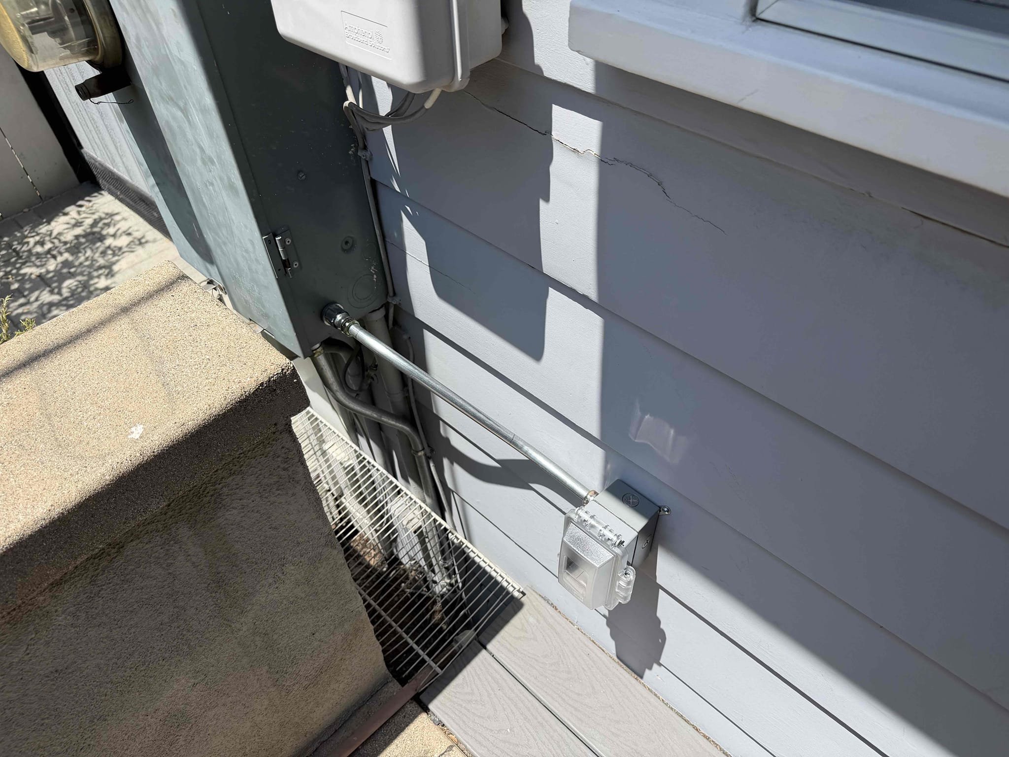 New Outlet Installation in Los Angeles, CA