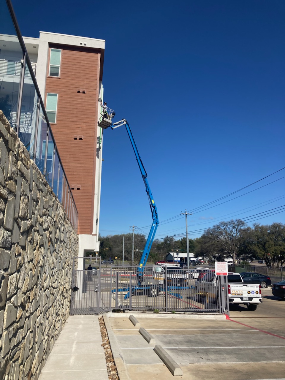 Abacus Plumbing, Air Conditioning, & Electrical demonstrates reliable onsite professionalism with safe lift operation and attentive facade work.