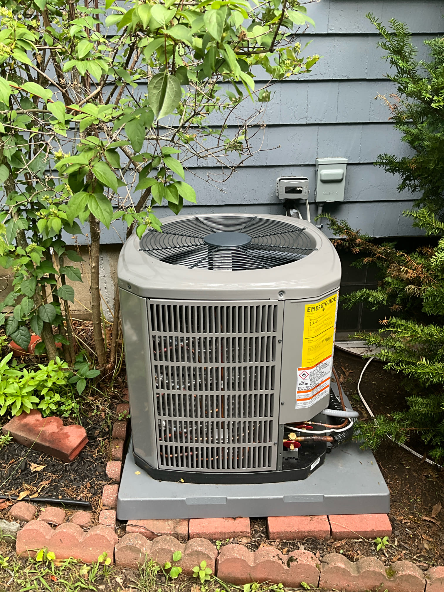 Trust Akian Plumbing, Heating, Cooling & Electric for clean, professionally installed outdoor AC systems that deliver reliable performance and efficiency.