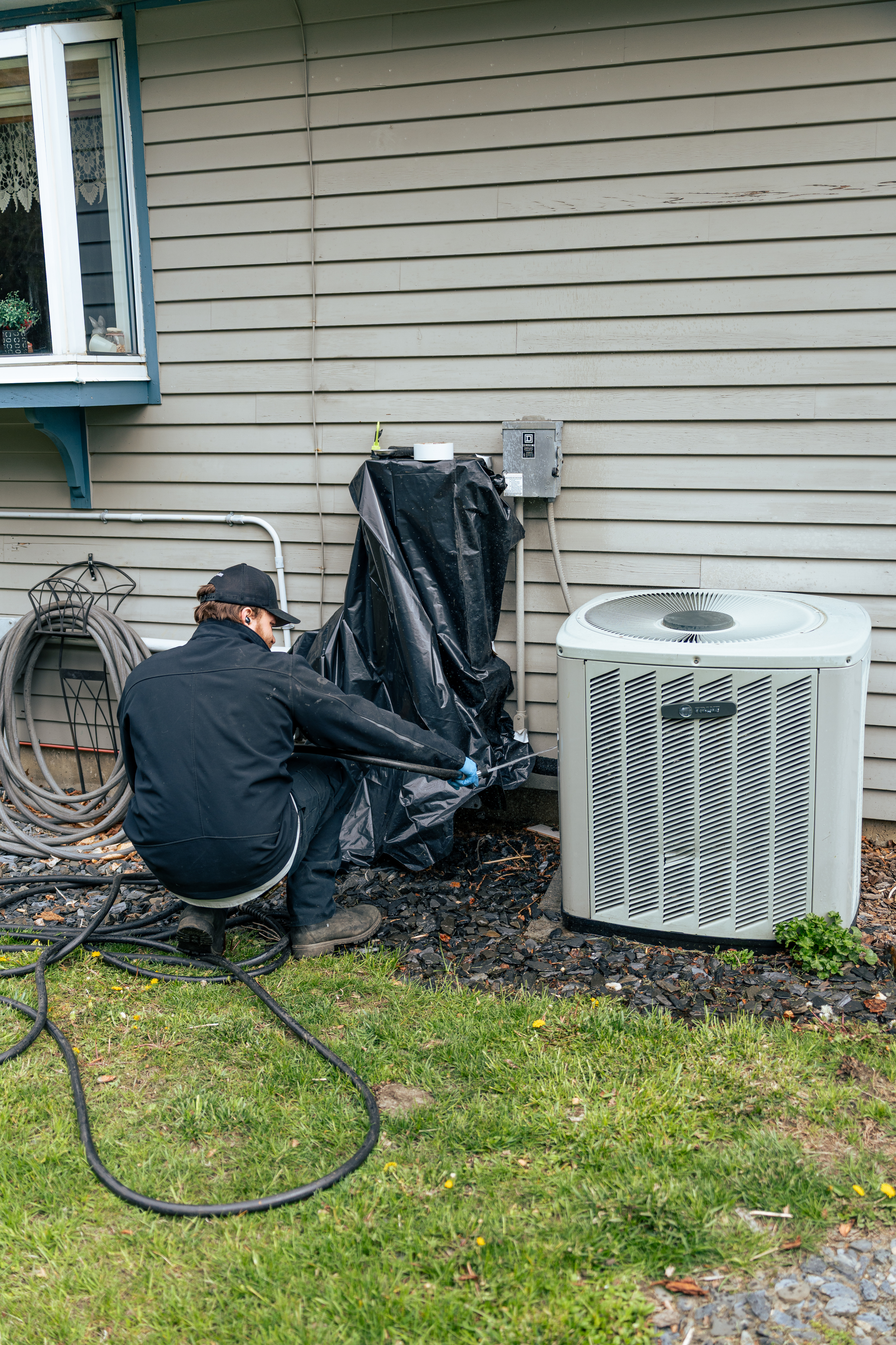 Skilled technicians from Lloyd Plumbing, Heating, Air, Electrical protect your home while delivering dependable HVAC service and lasting results.