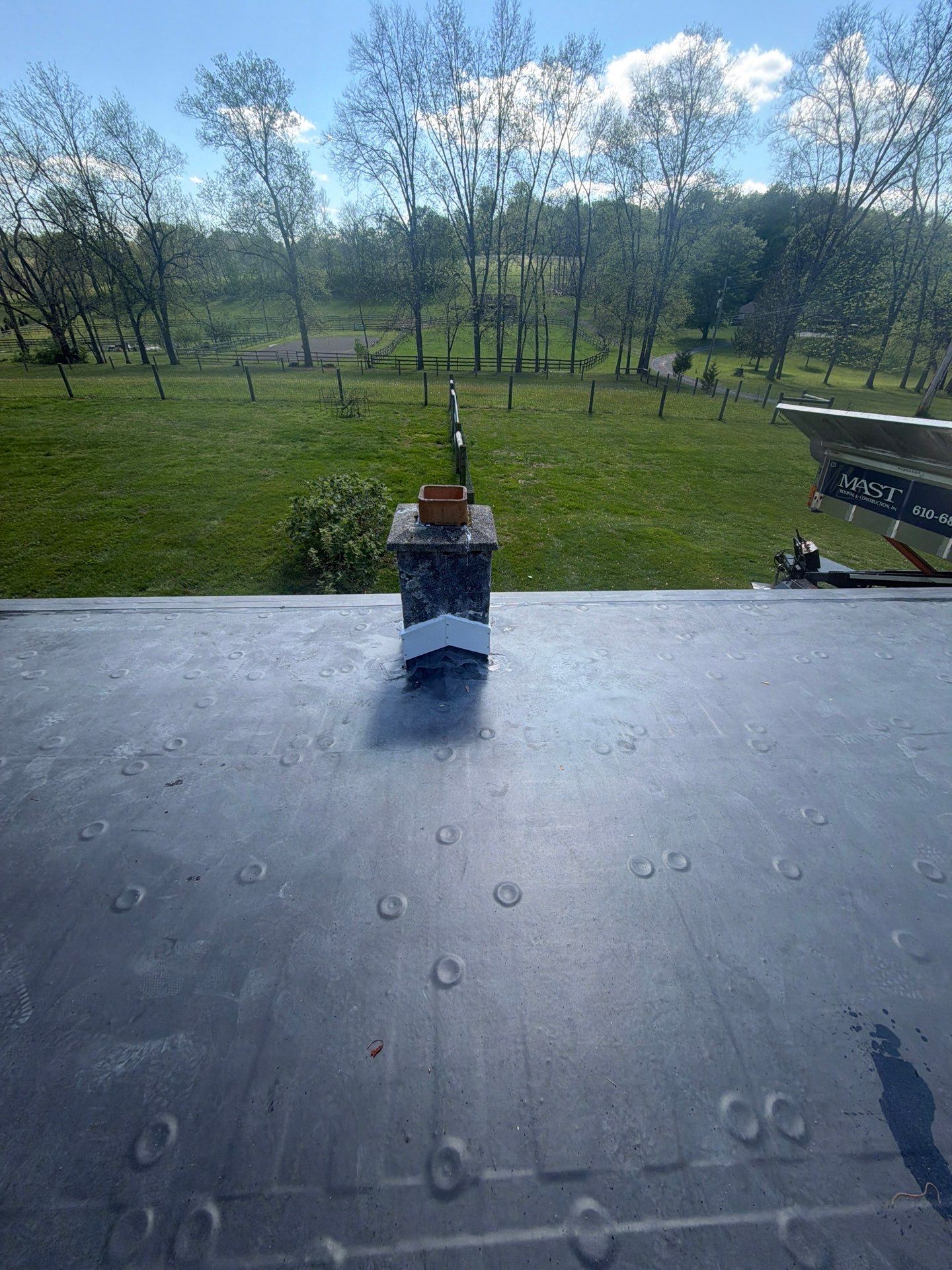Mast Roofing & Construction delivers reliable flat roof repairs and visible workmanship that protect your home and stand up to weather.
