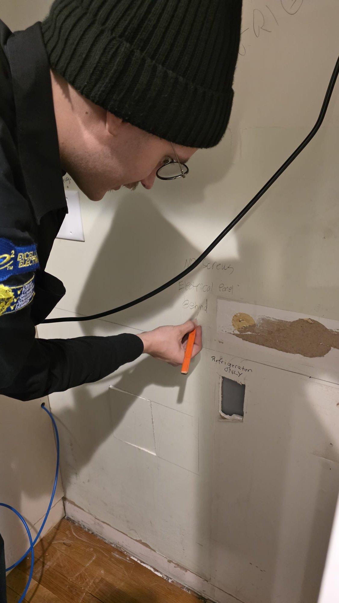 Experience reliability with Aardvark Electric, Inc. as we handle your electrical needs with precision and professionalism.