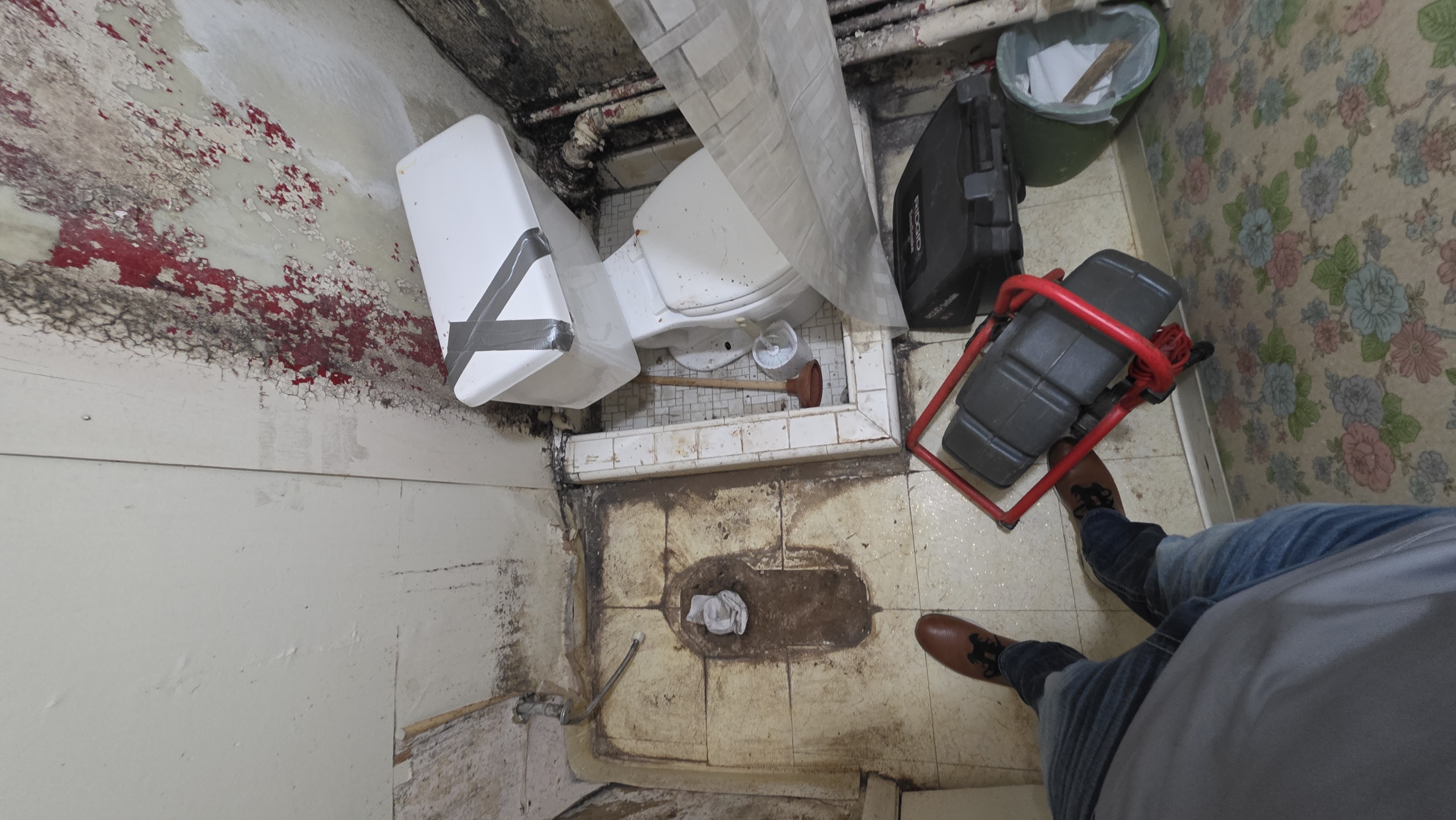 When emergencies strike, trust Eric's Plumbing & Drain Cleaning to handle even the toughest jobs with professionalism and care.