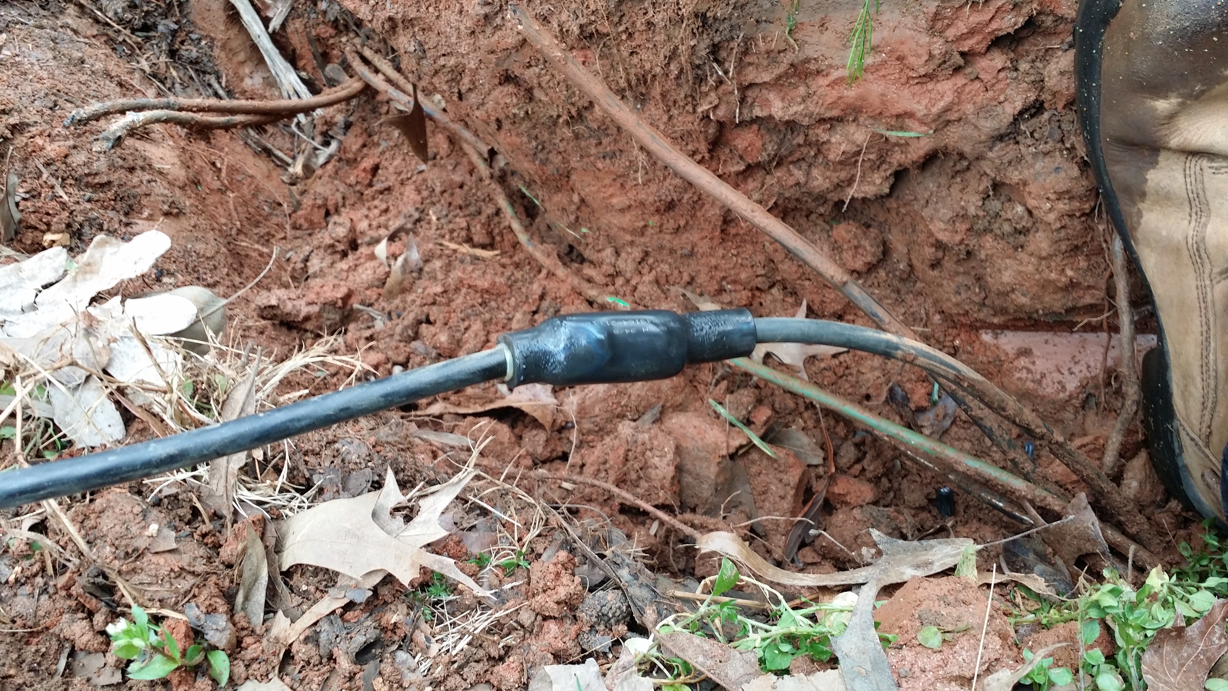 Trust Aardvark Electric, Inc. for reliable outdoor electrical solutions ensuring safety and quality.