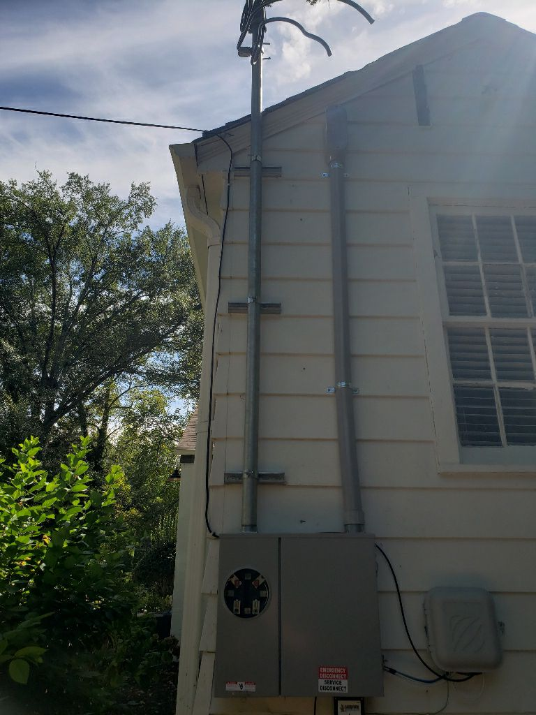 Aardvark Electric, Inc. ensures professional and reliable electrical installation for your home.