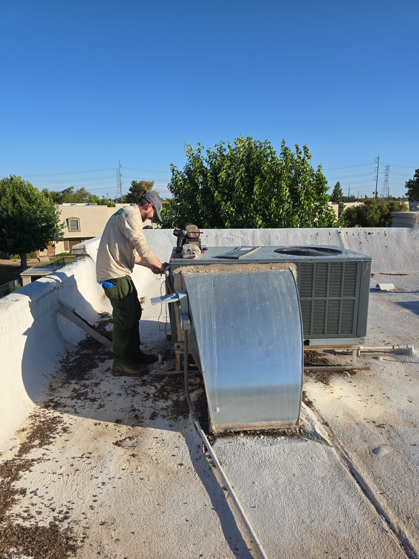 Experience reliable HVAC services with Shamrock Heating & Cooling. Trust our professionals to keep your system running smoothly.