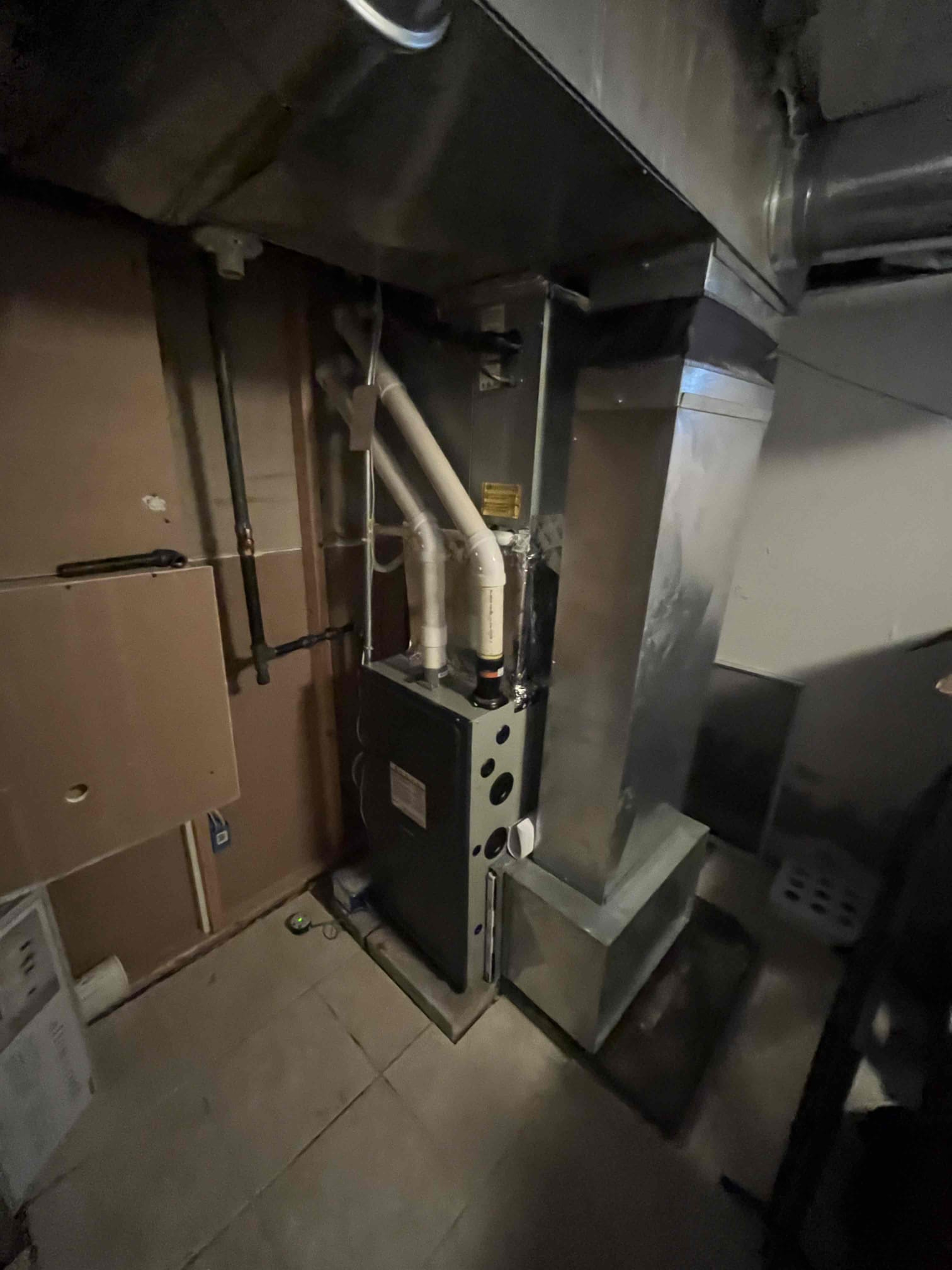 For a seamless and professional HVAC installation, trust Akian Plumbing, Heating, Cooling & Electric to deliver exceptional quality and reliability in your home.