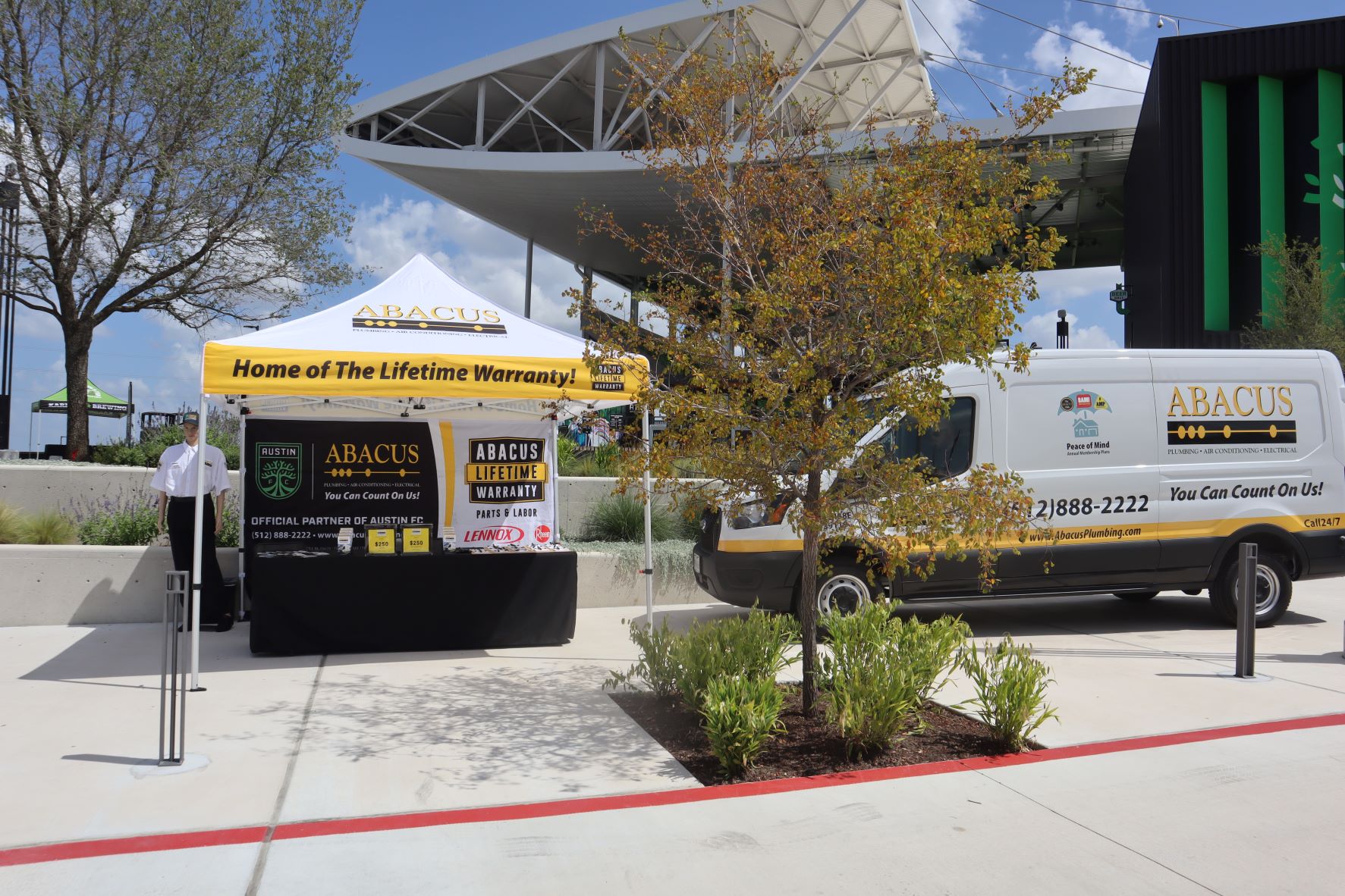 Friendly, professional staff and clear lifetime warranty messaging showcase Abacus Plumbing, Air Conditioning, & Electrical’s dependable service and commitment to customers.