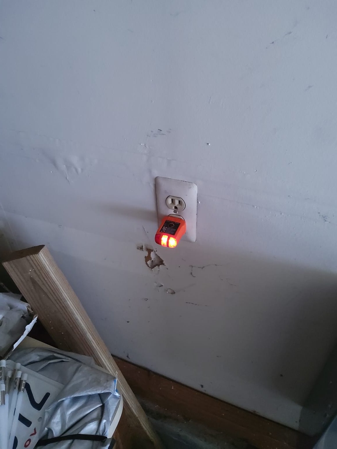 At Service Professionals, ensuring your electrical systems are safe and functional is our priority.