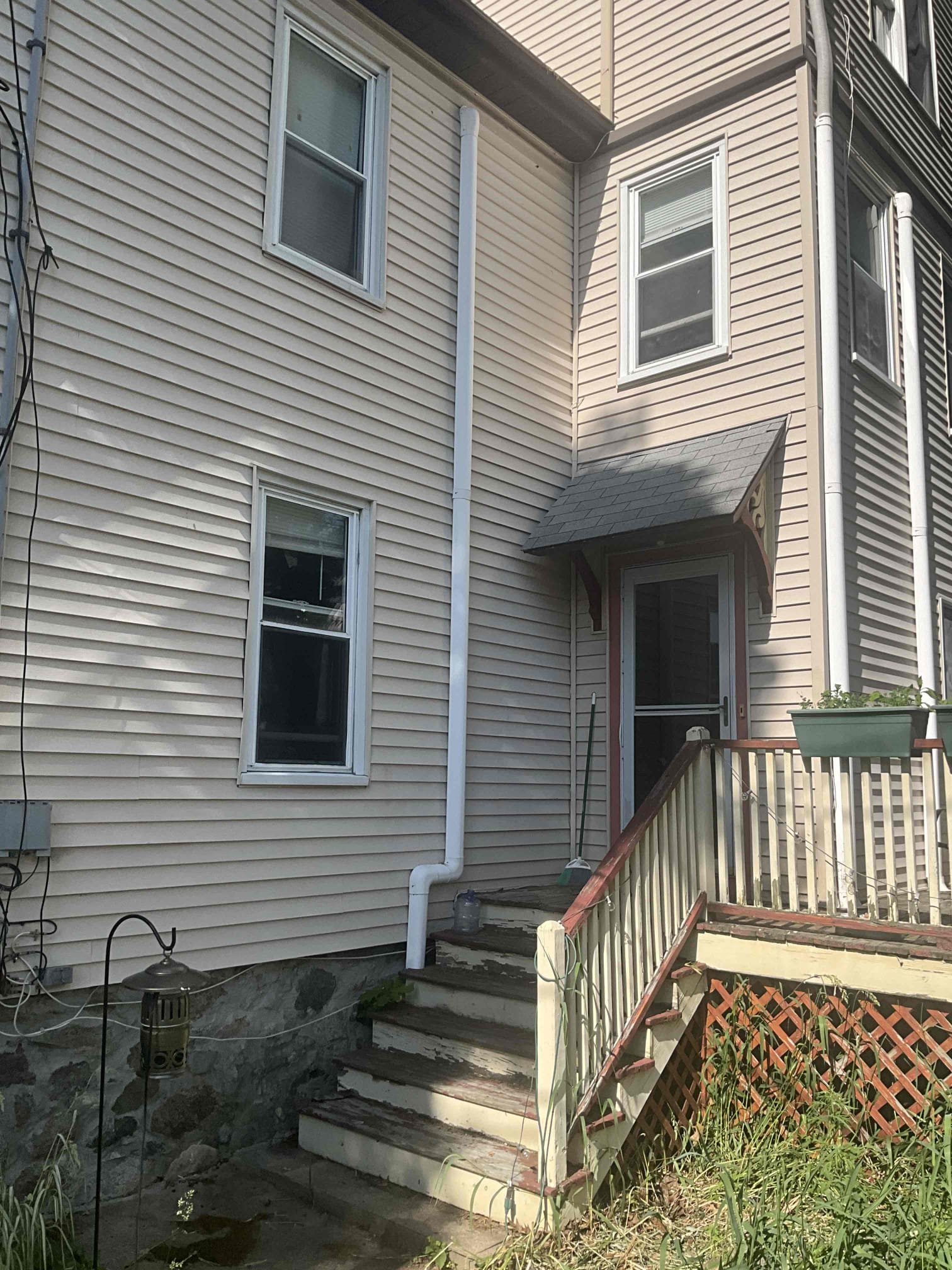 Showcasing dependable exterior plumbing and maintenance, Akian Plumbing, Heating, Cooling & Electric restores functionality and curb appeal with professional care.