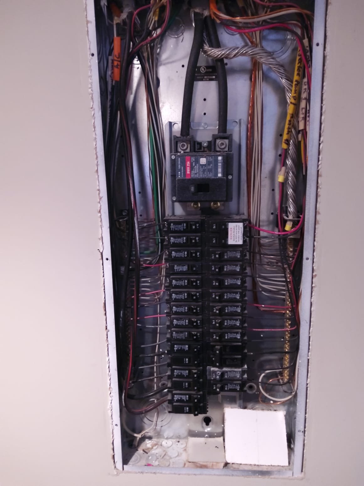 Ensure your home's safety with Service Professionals' expert electrical panel services.