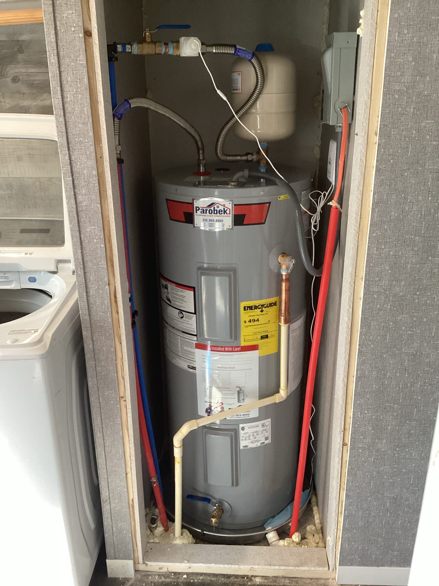 Experience reliable hot water solutions with Parobek Plumbing & Air Conditioning, offering expert installations for your home.