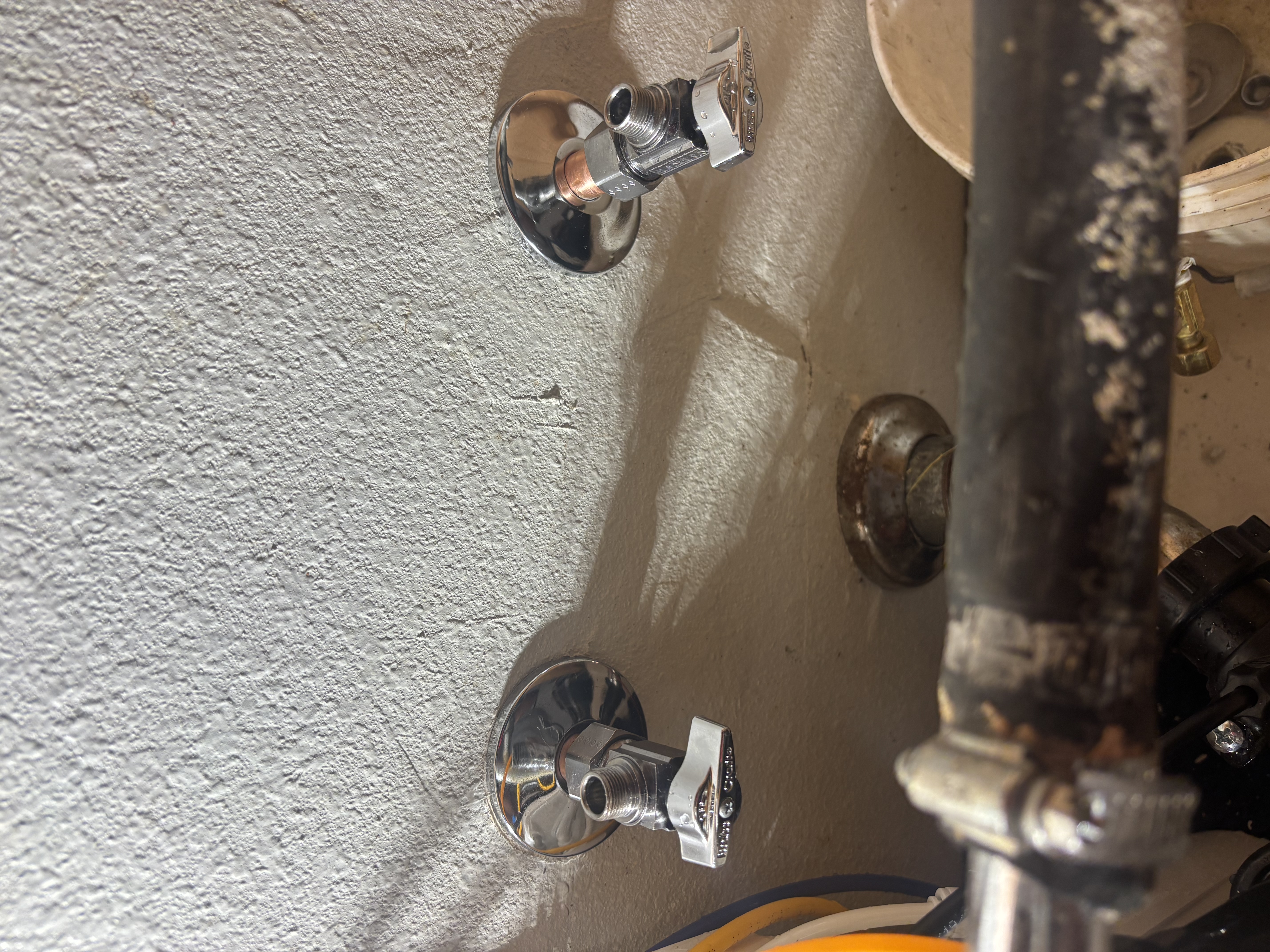 Island Plumbing tested and tightened the shutoff valves for reliable shutoff and cleaner operation, giving clients lasting peace of mind.