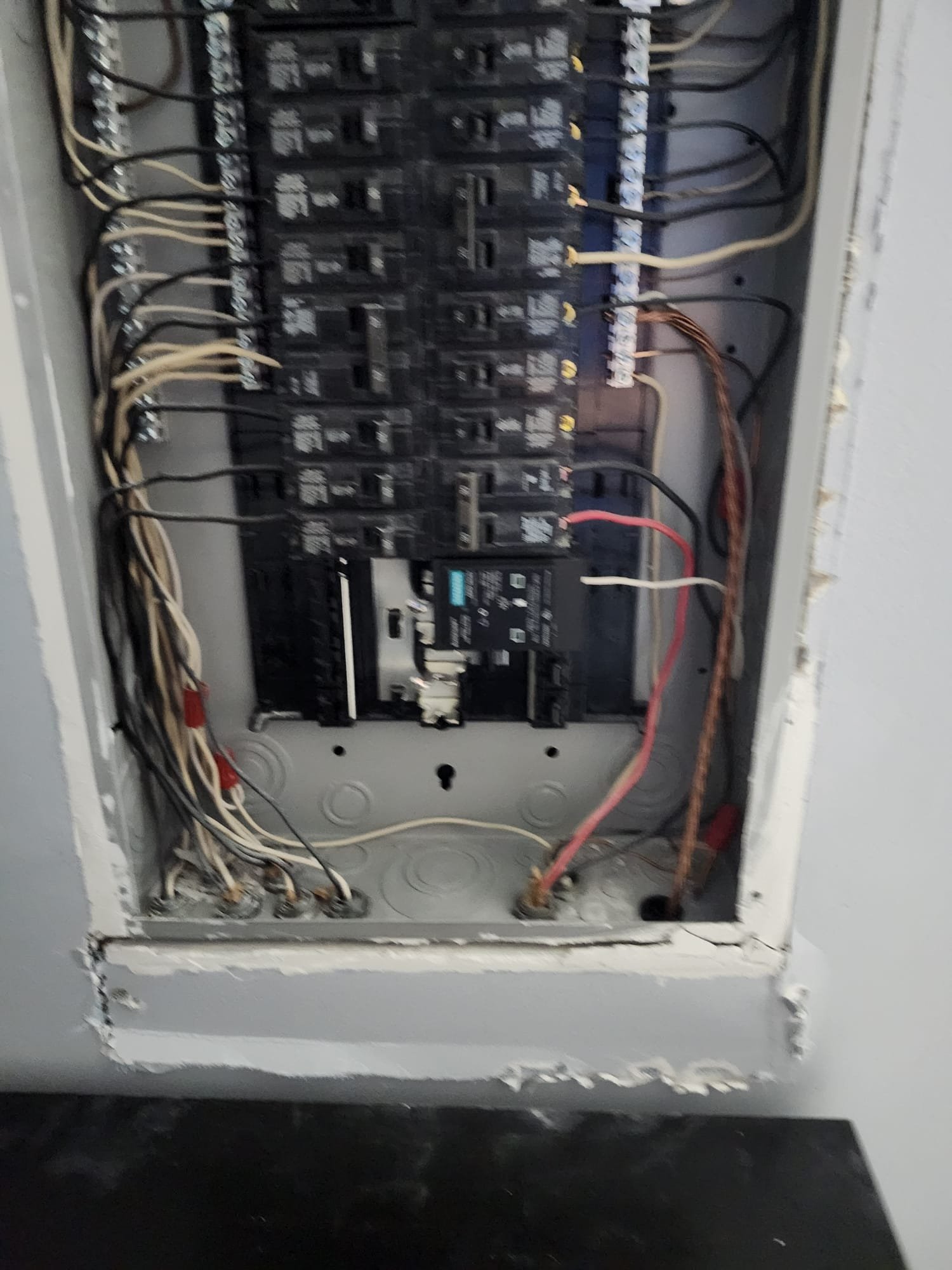 Ensure your home's safety with our expert electrical services. Choose [Business Name] for reliability and professionalism.