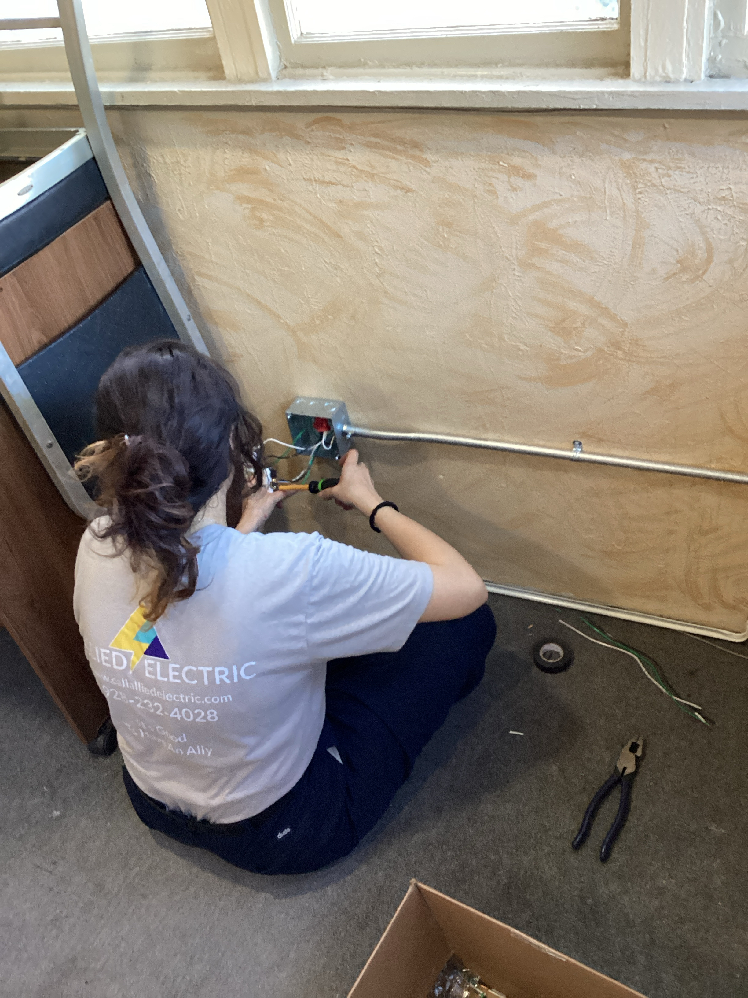 Experience seamless electrical solutions with Allied Electric, your trusted ally.