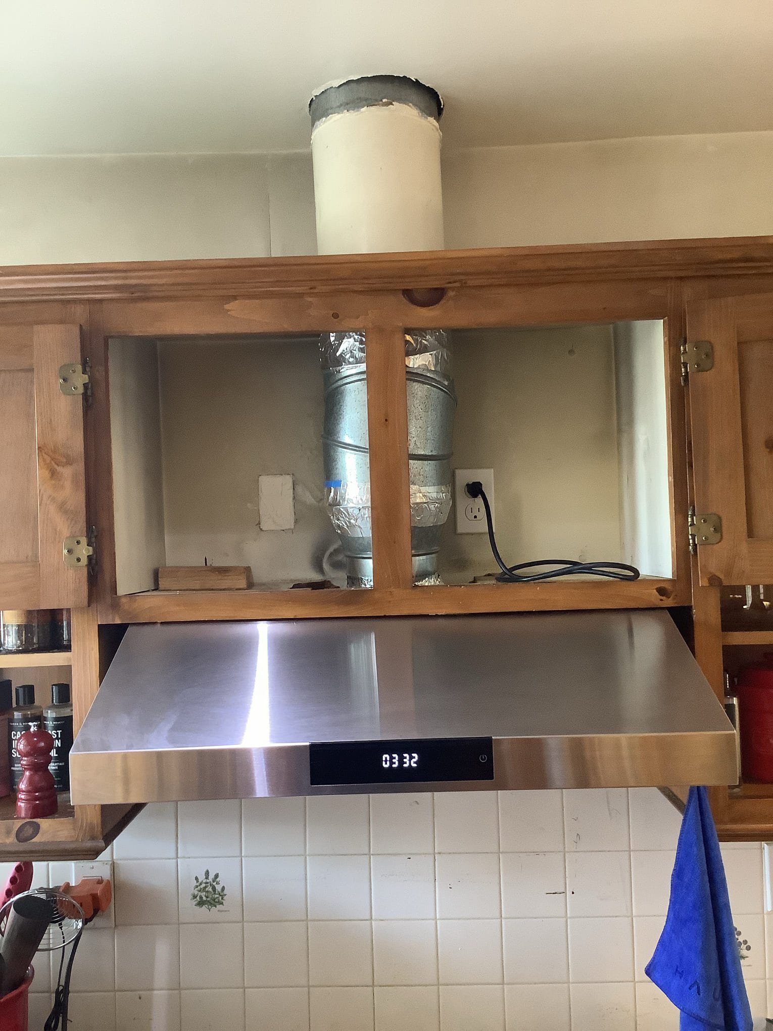 Kitchen Range Hood Installation in Palms, CA