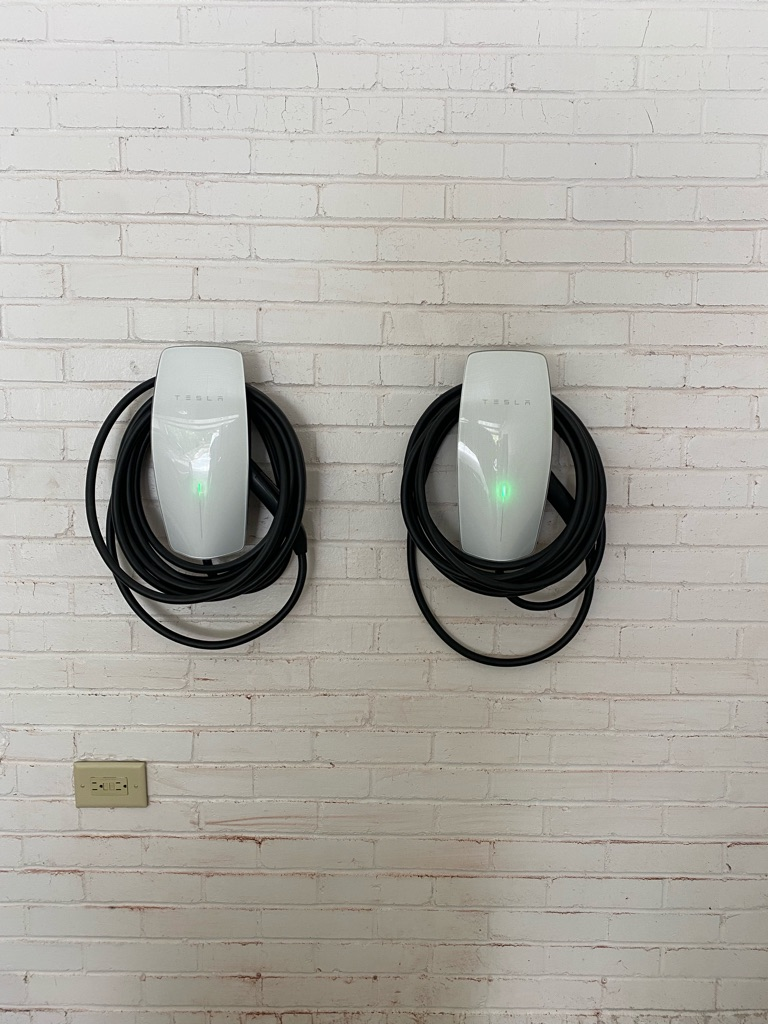 Power your future with Aardvark Electric, Inc. Elevate your lifestyle with top-tier EV charger installations.