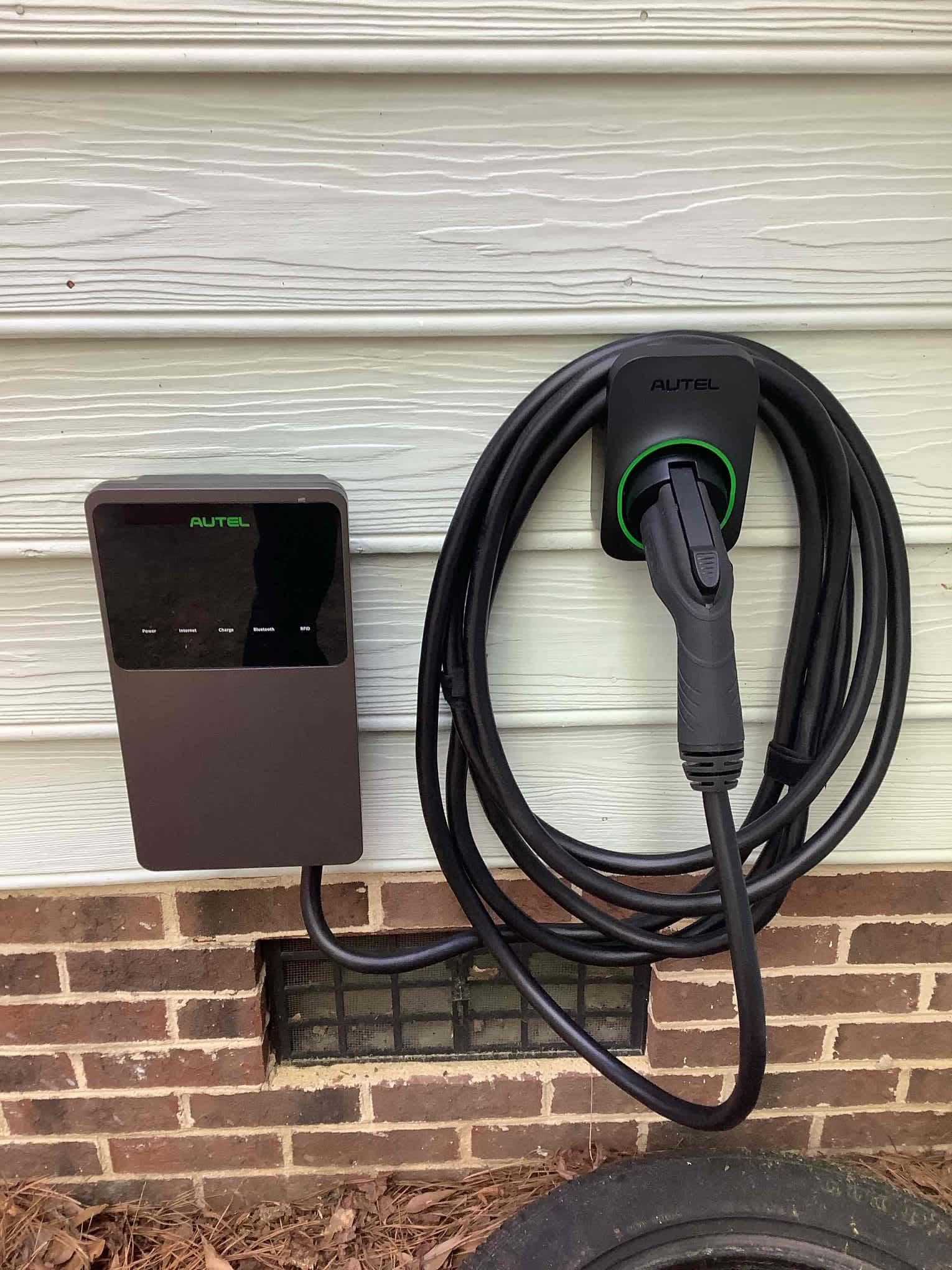 Power your future with Dawson's Electric & Air EV Charger Installation—where quality meets innovation.