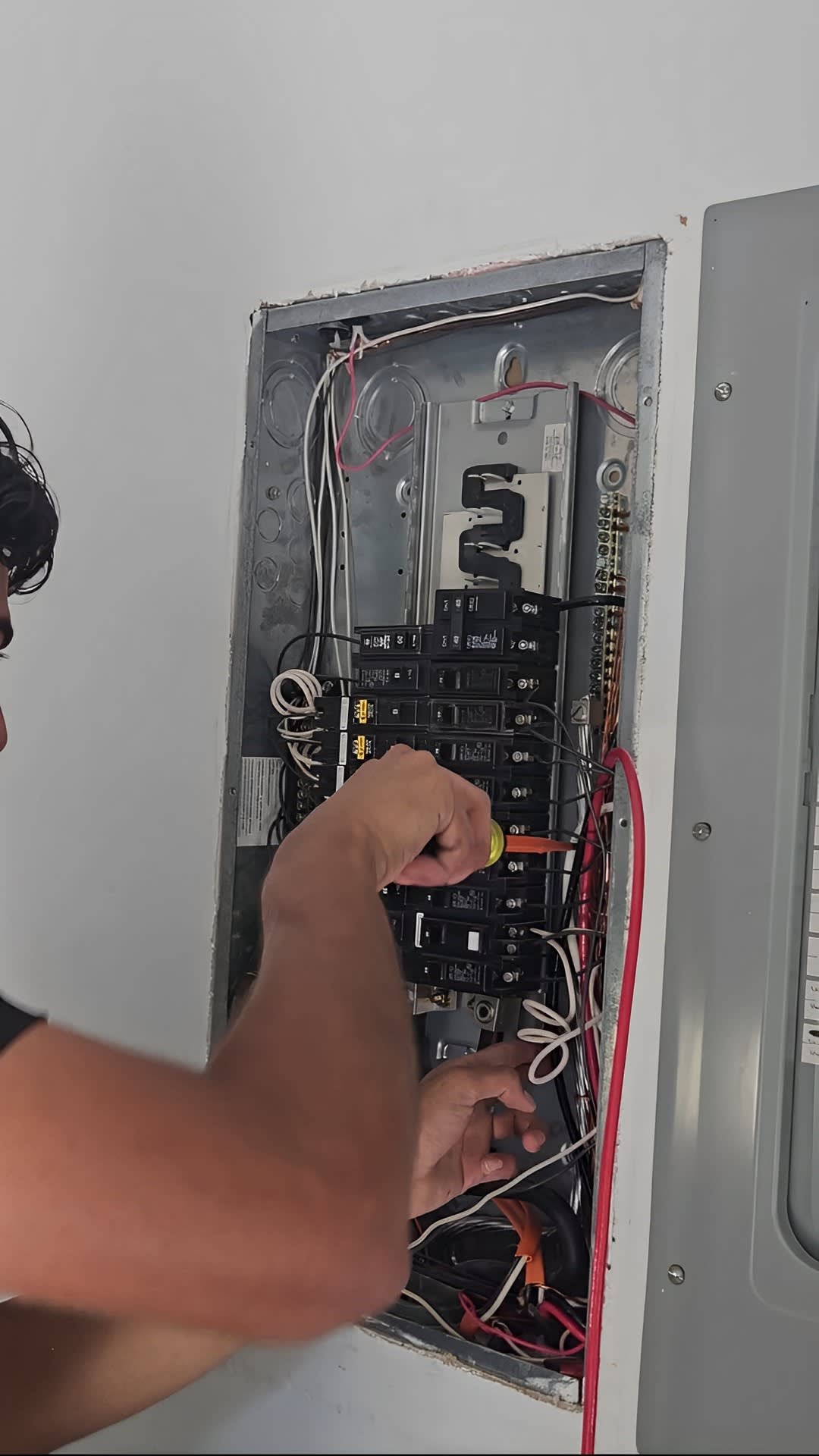At Streamline Services Plumbing, HVAC & Electrical, our experts ensure every connection is safe and reliable.