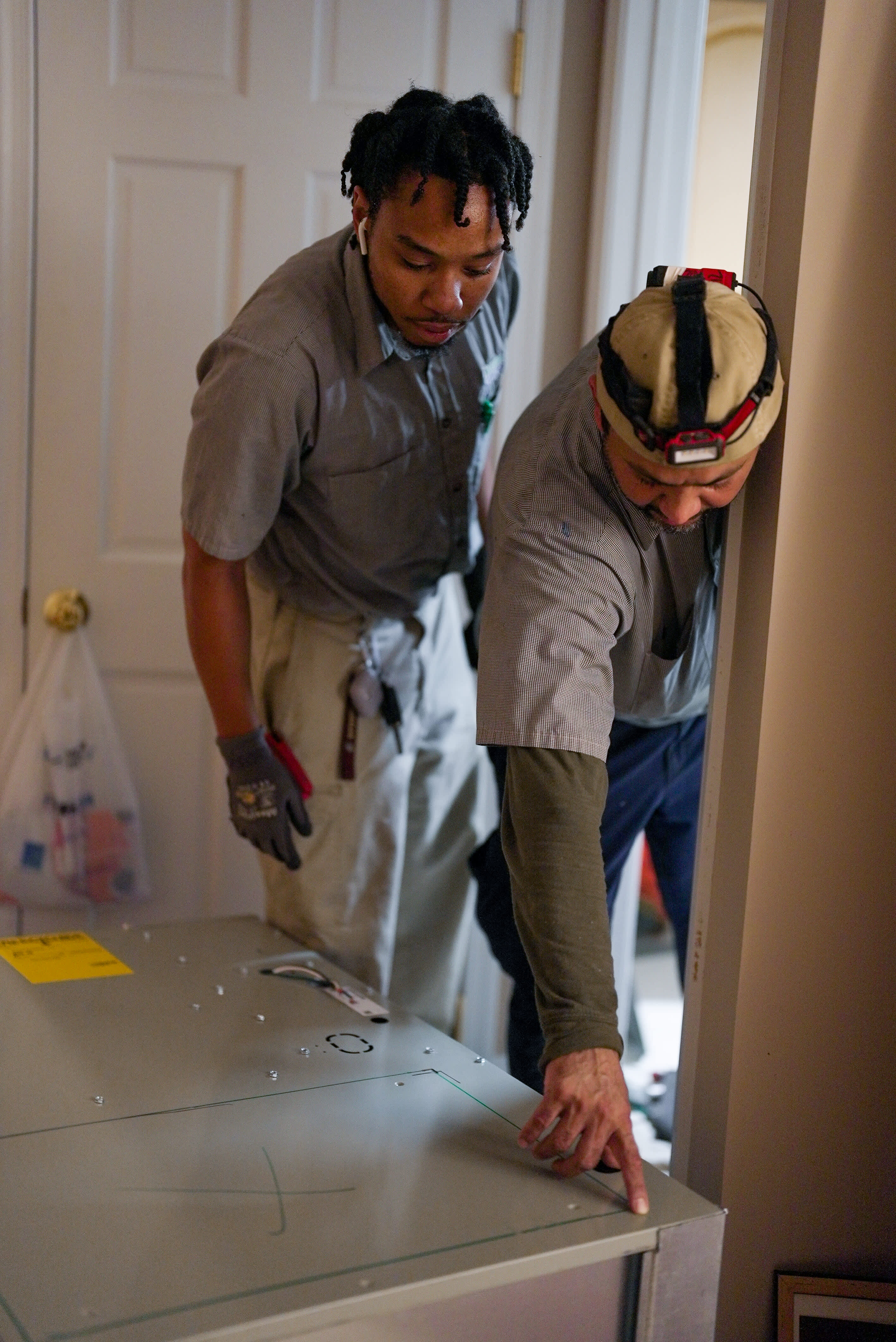 Trust Parrish Services for expert HVAC installation and maintenance, ensuring comfort and quality in every detail.