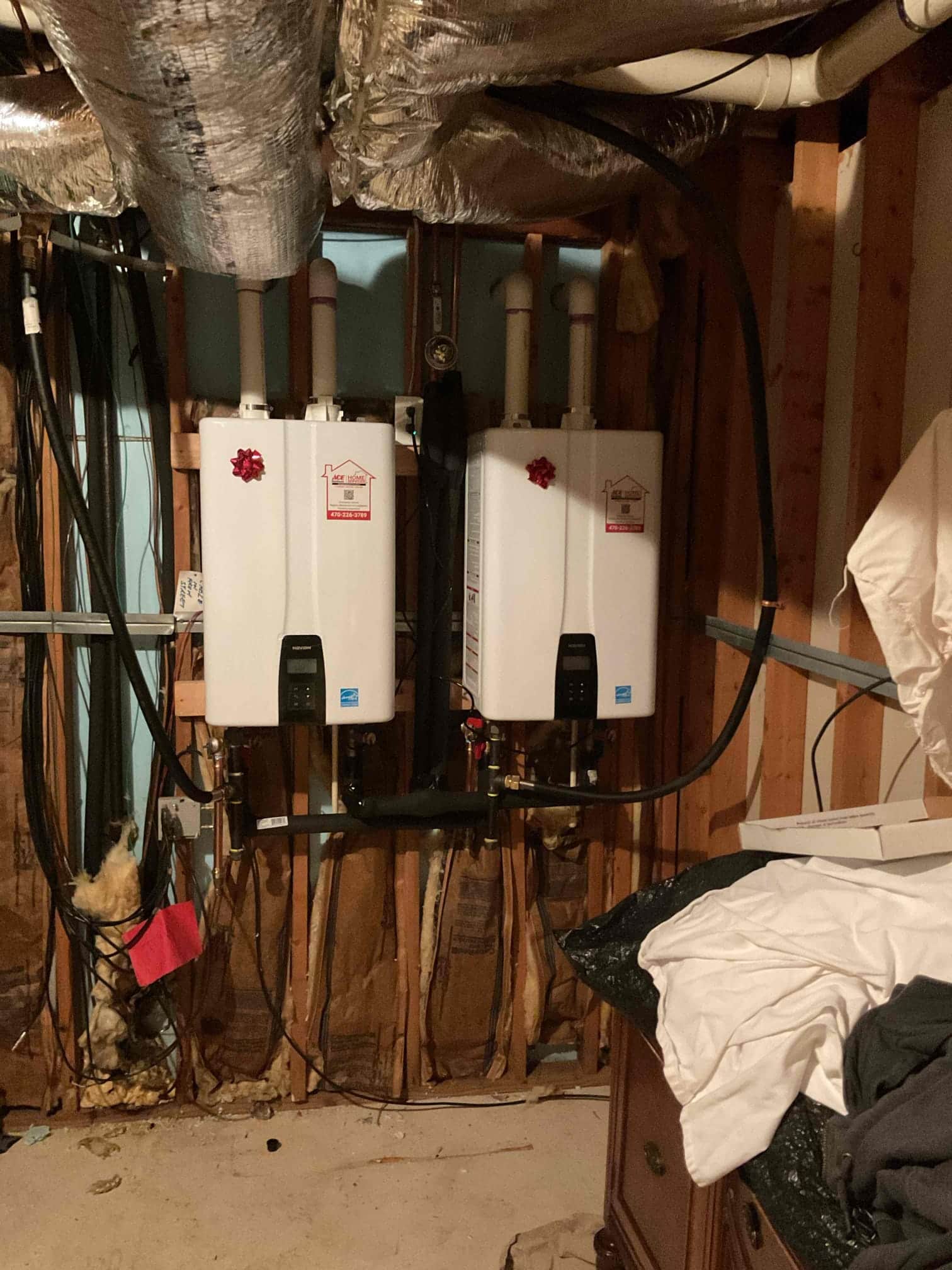 Ensure your home's heating efficiency with Moncrief Heating & Air Conditioning's expertly installed tankless water heaters.