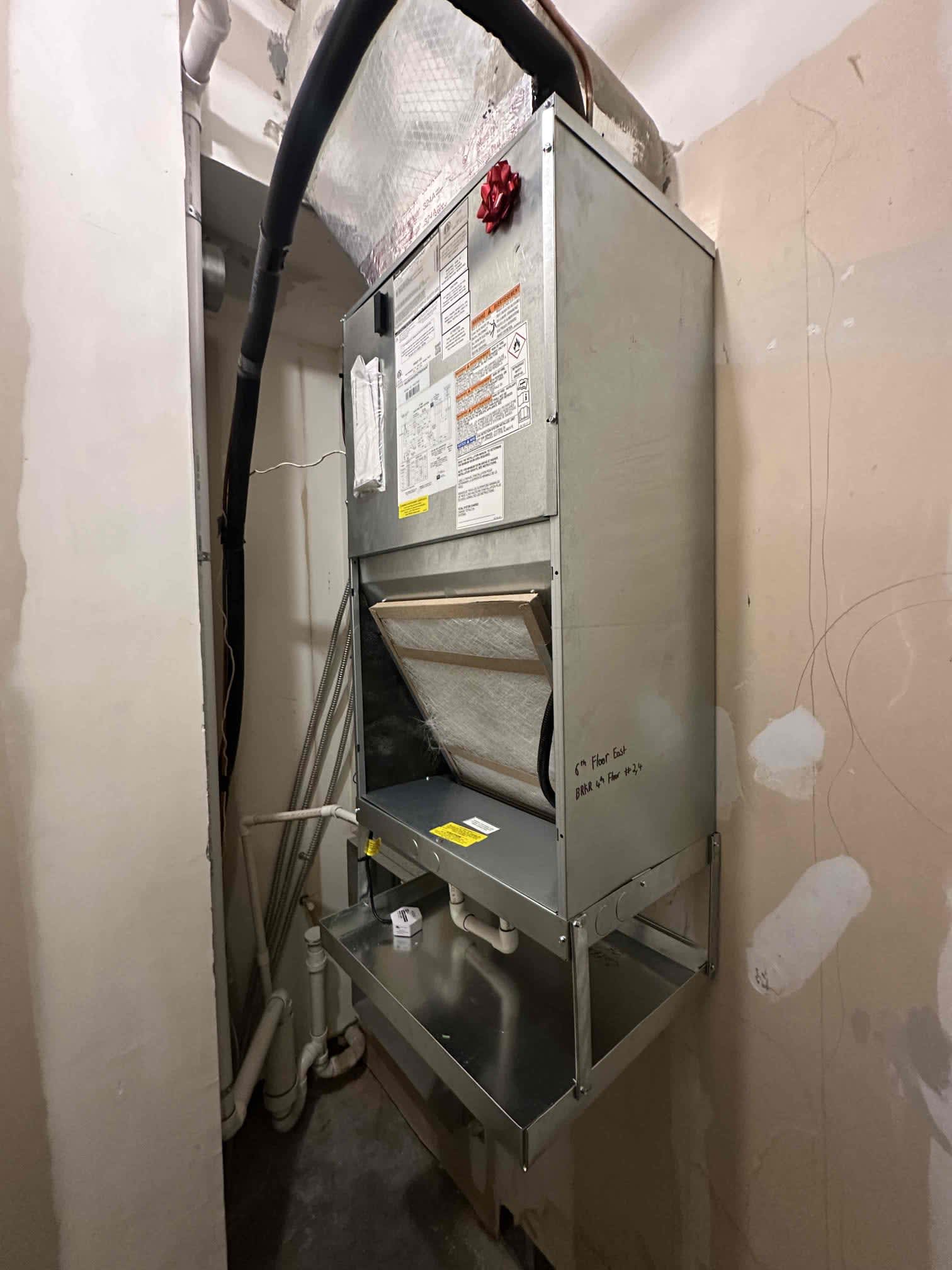 Experience top-notch comfort with professionally installed HVAC systems. Trust Moncrief Heating & Air Conditioning for quality and reliability that speaks for itself.