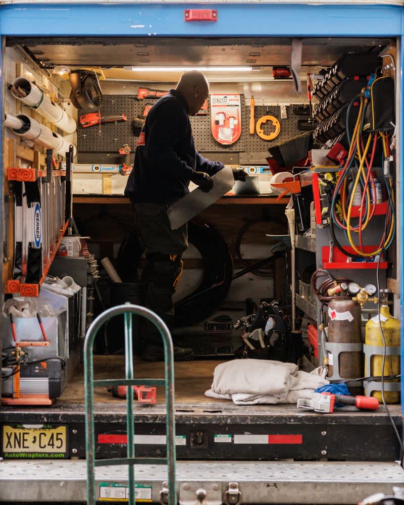 Guaranteed Service means professionalism on the move, with top-notch tools and readiness for any task.