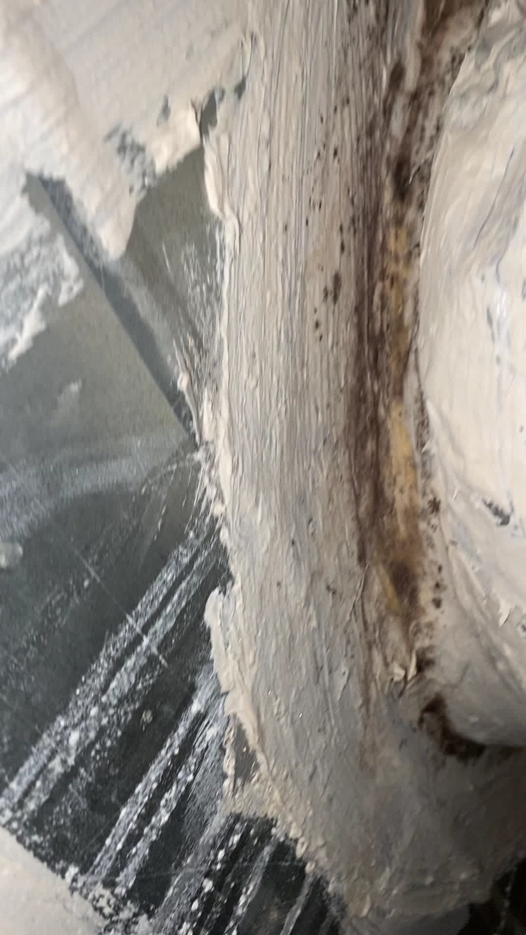 When moisture causes staining and mold along seams, Abacus Plumbing, Air Conditioning & Electrical responds quickly to assess and remediate the problem.