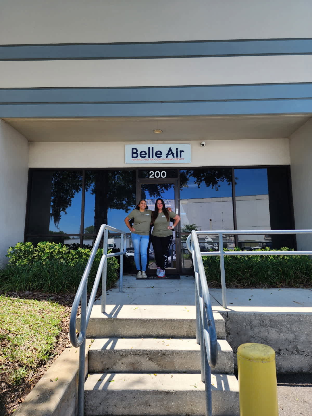 Discover exceptional service with Belle Air, where our welcoming atmosphere and professional care go hand-in-hand.