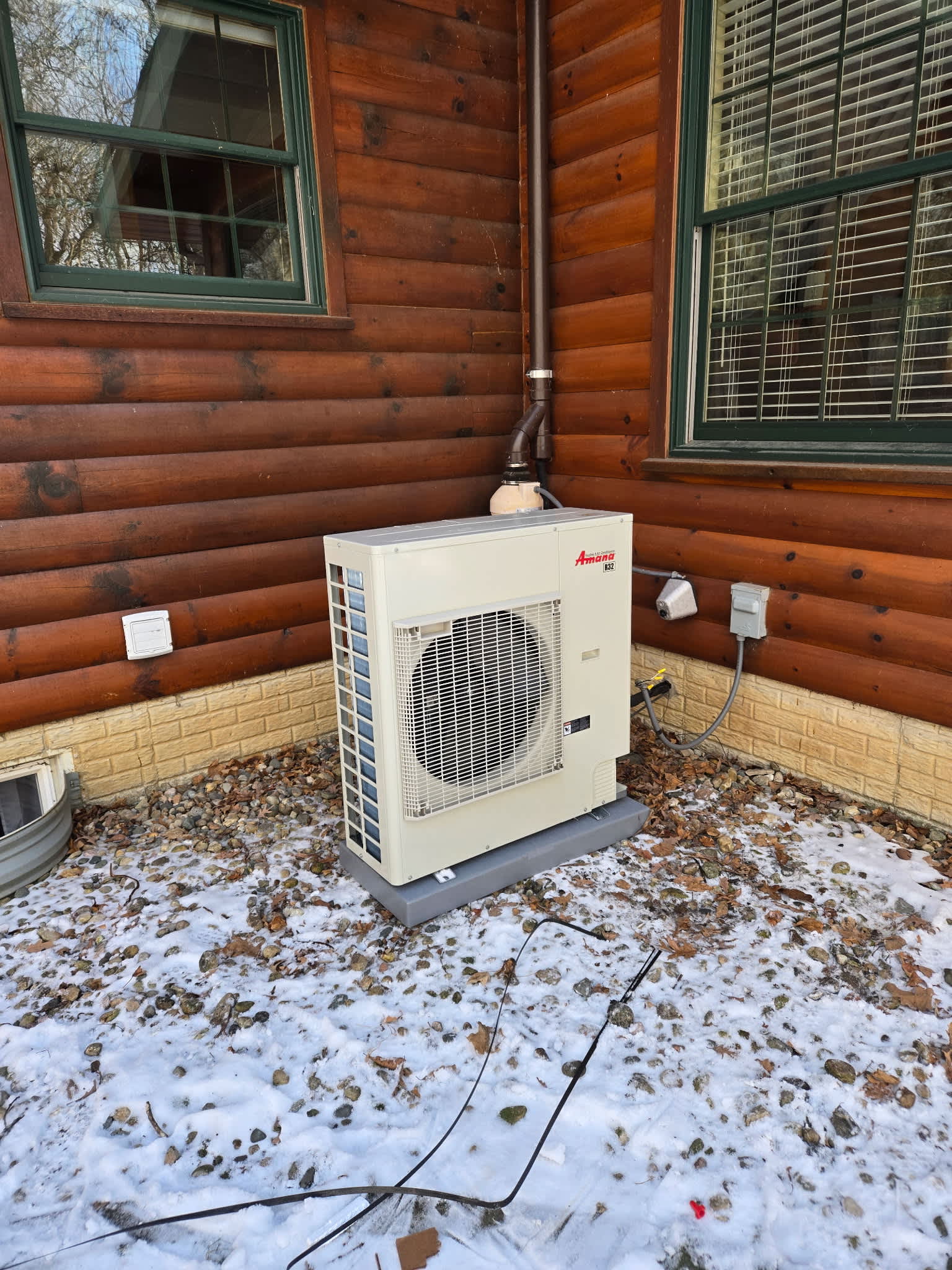 Enjoy optimal comfort all year round with Summers Plumbing Heating & Cooling, ensuring your home stays cozy no matter the season.