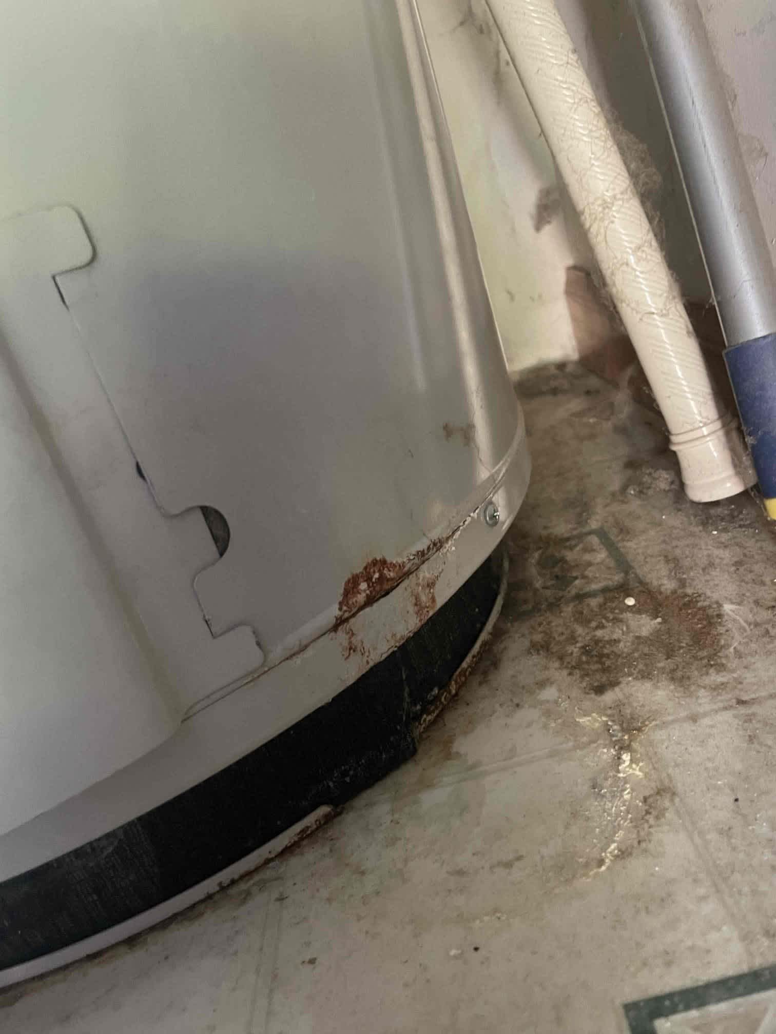 Ensure your home runs smoothly with Summers Plumbing Heating & Cooling expert solutions for water heater maintenance and replacements.