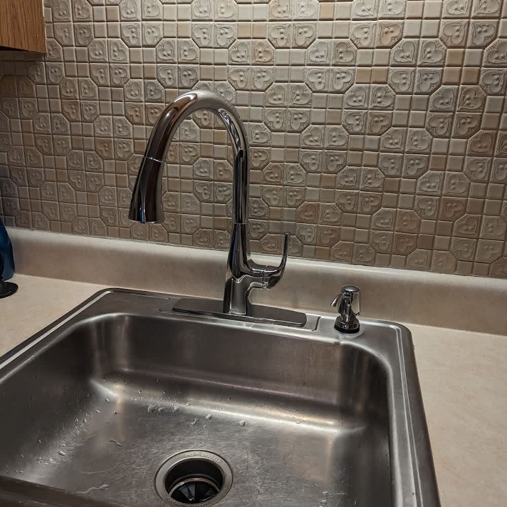 Experience exceptional plumbing solutions with Tri-State Water, Power, and Air, where quality meets style in every fixture.