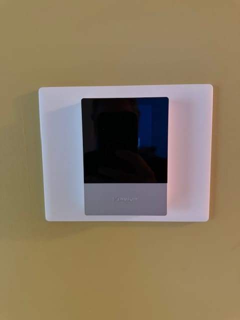 Upgrade your home's efficiency with Kaminer Heating And Cooling's modern smart thermostat solutions.