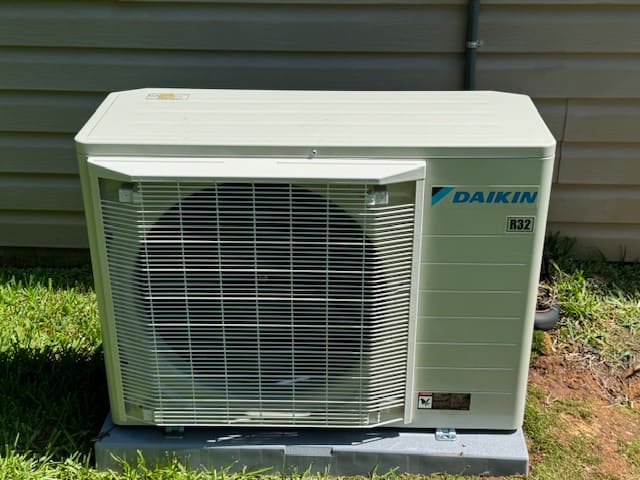 Kaminer Heating And Cooling ensures top-notch quality with professional HVAC installations, enhancing your comfort.