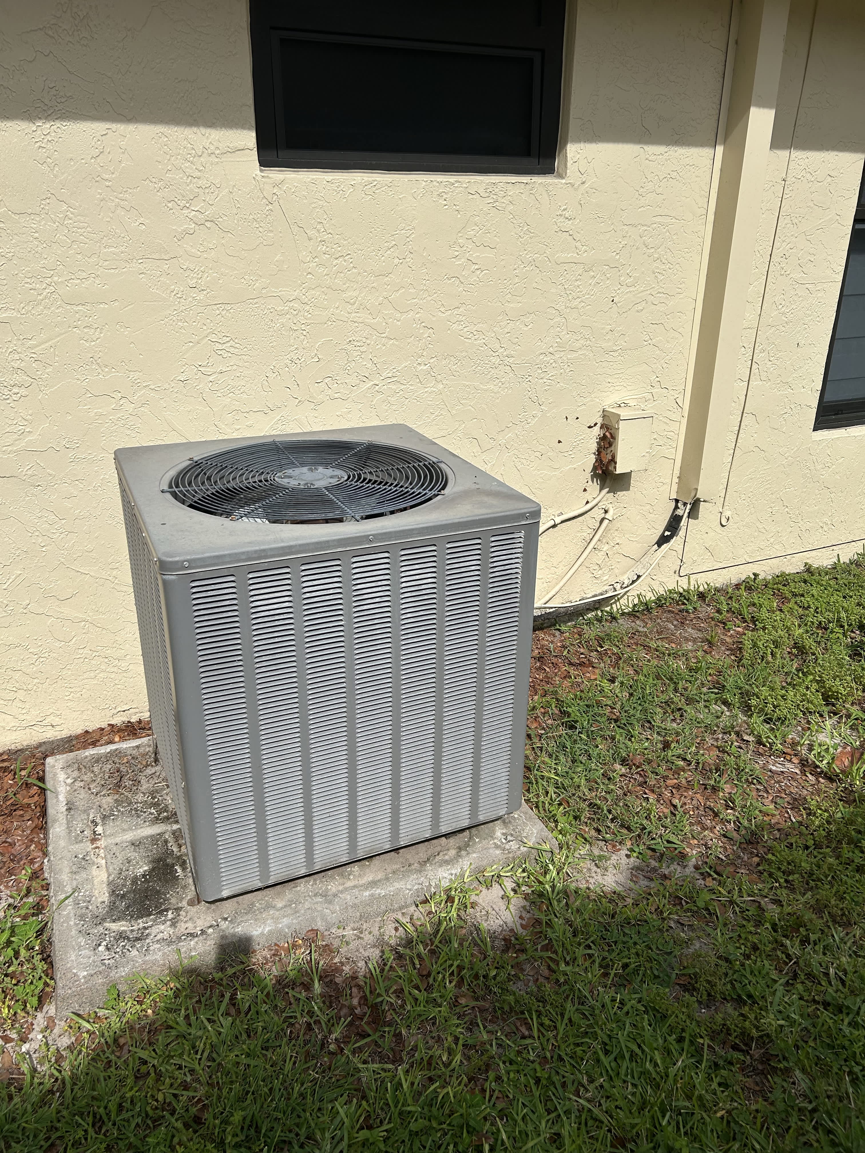Keep your home cool and comfortable with professional AC installation by Hopkins Air Conditioning.
