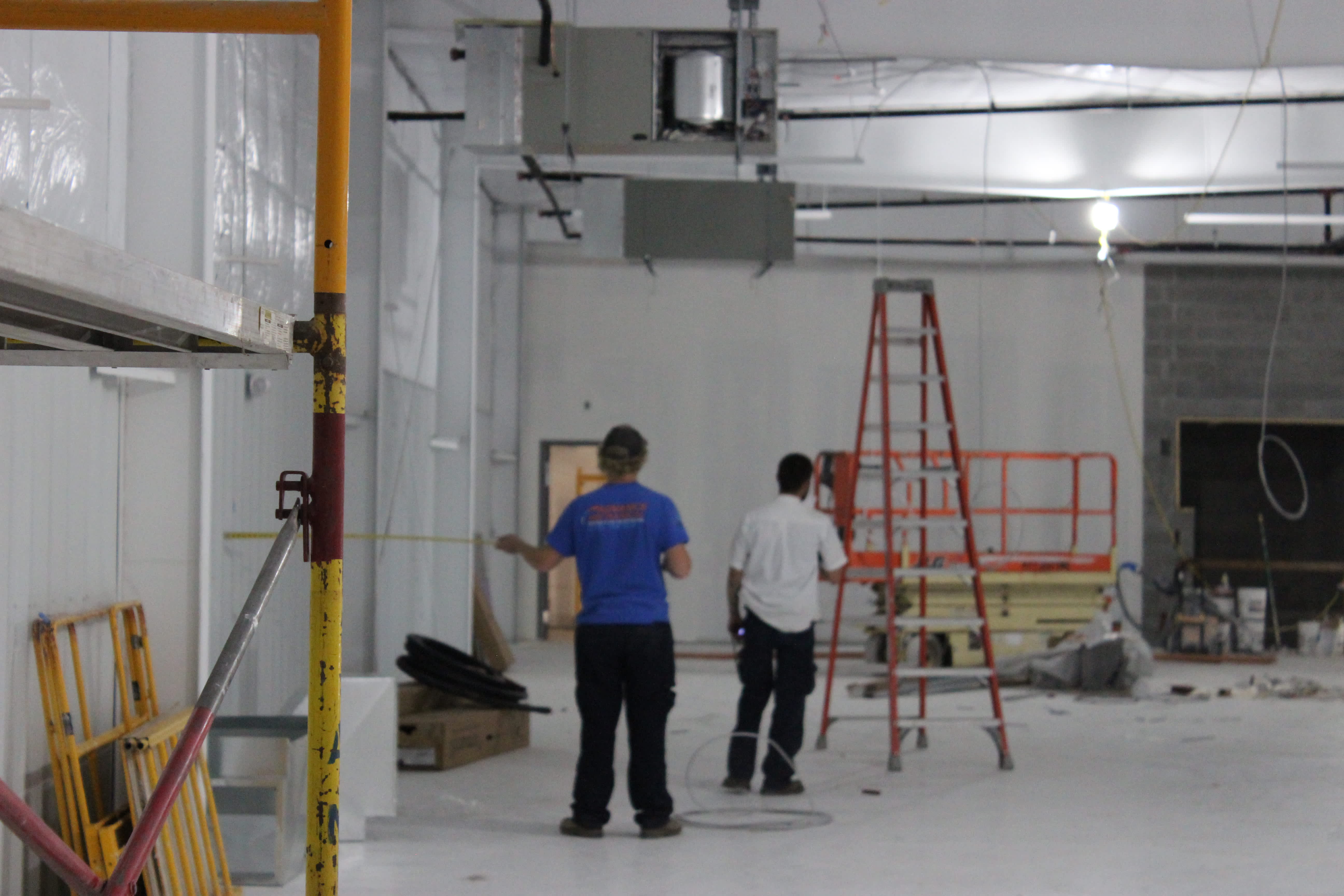 Advance Mechanical Heating & Air Conditioning: Delivering professional HVAC solutions with precision and expertise.