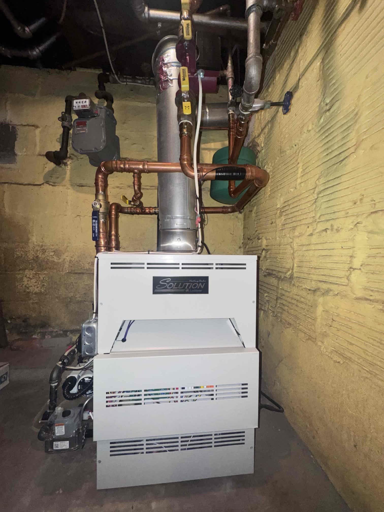Experience top-notch heating solutions with Boehmer Heating & Cooling, ensuring warmth and efficiency in every home.