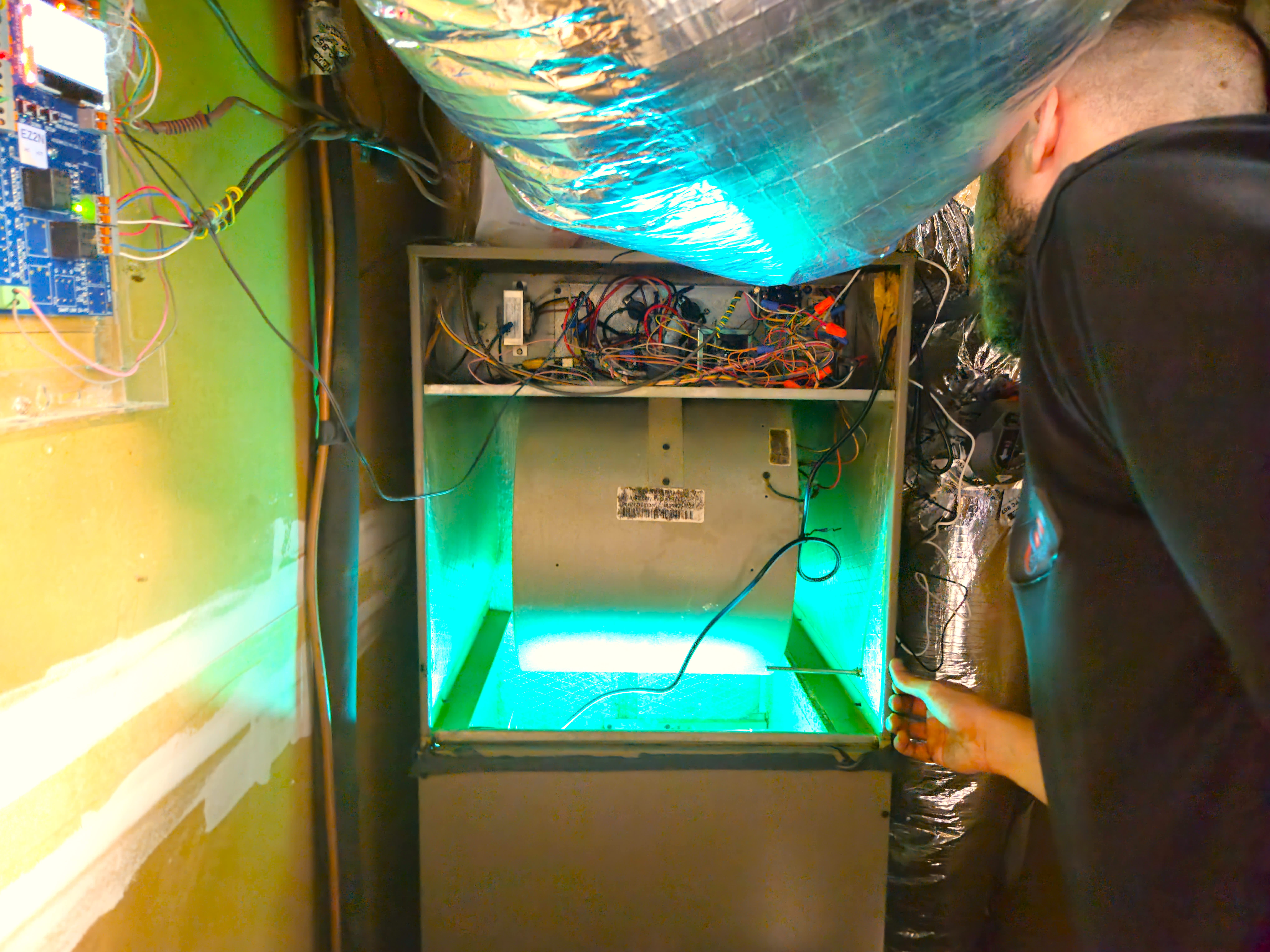 Experience the assurance of expert care with Streamline Services Plumbing, HVAC & Electrical, where every inspection is carried out with precision and professionalism.