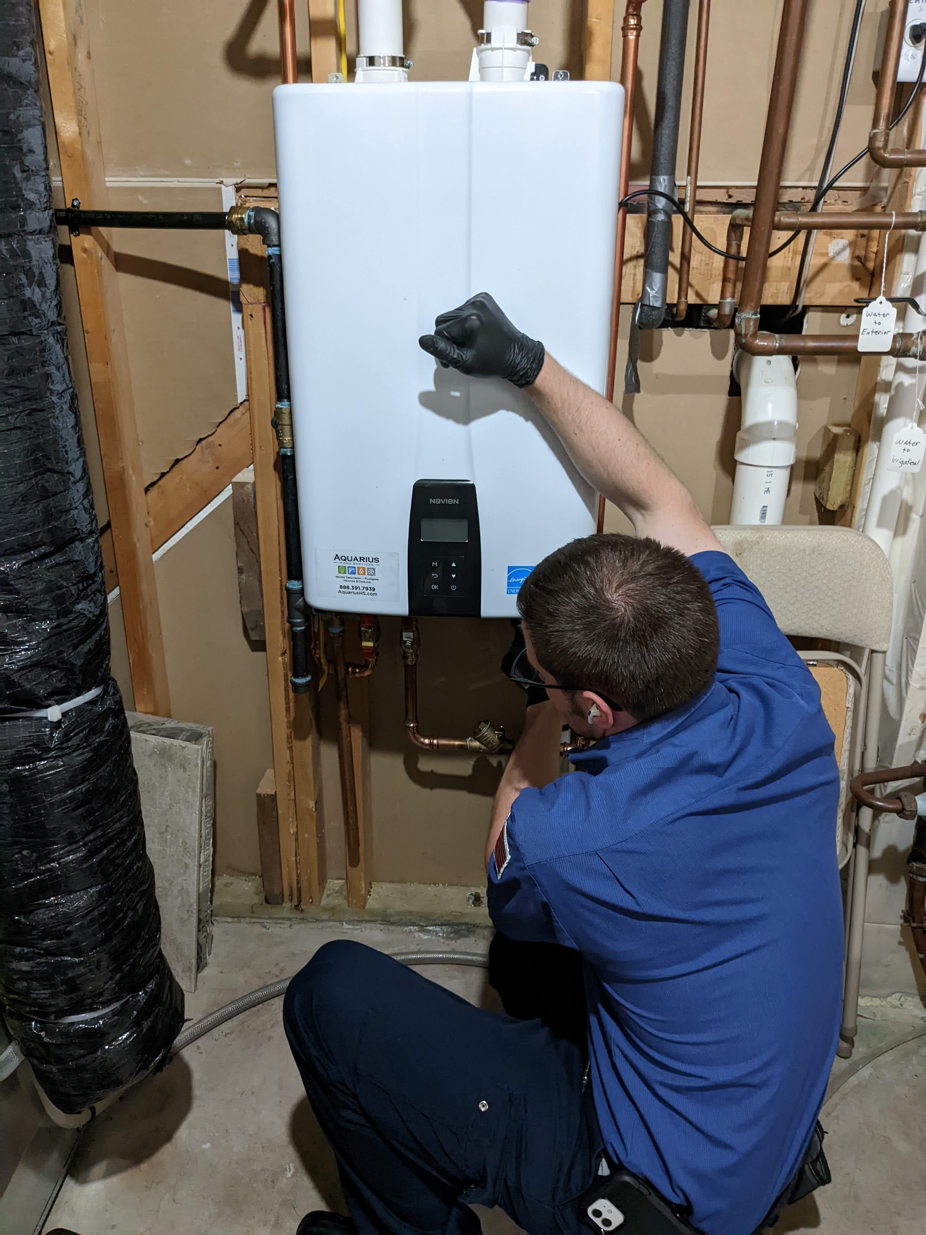 Aquarius Home Services: Delivering exceptional quality and professionalism in water heater services.