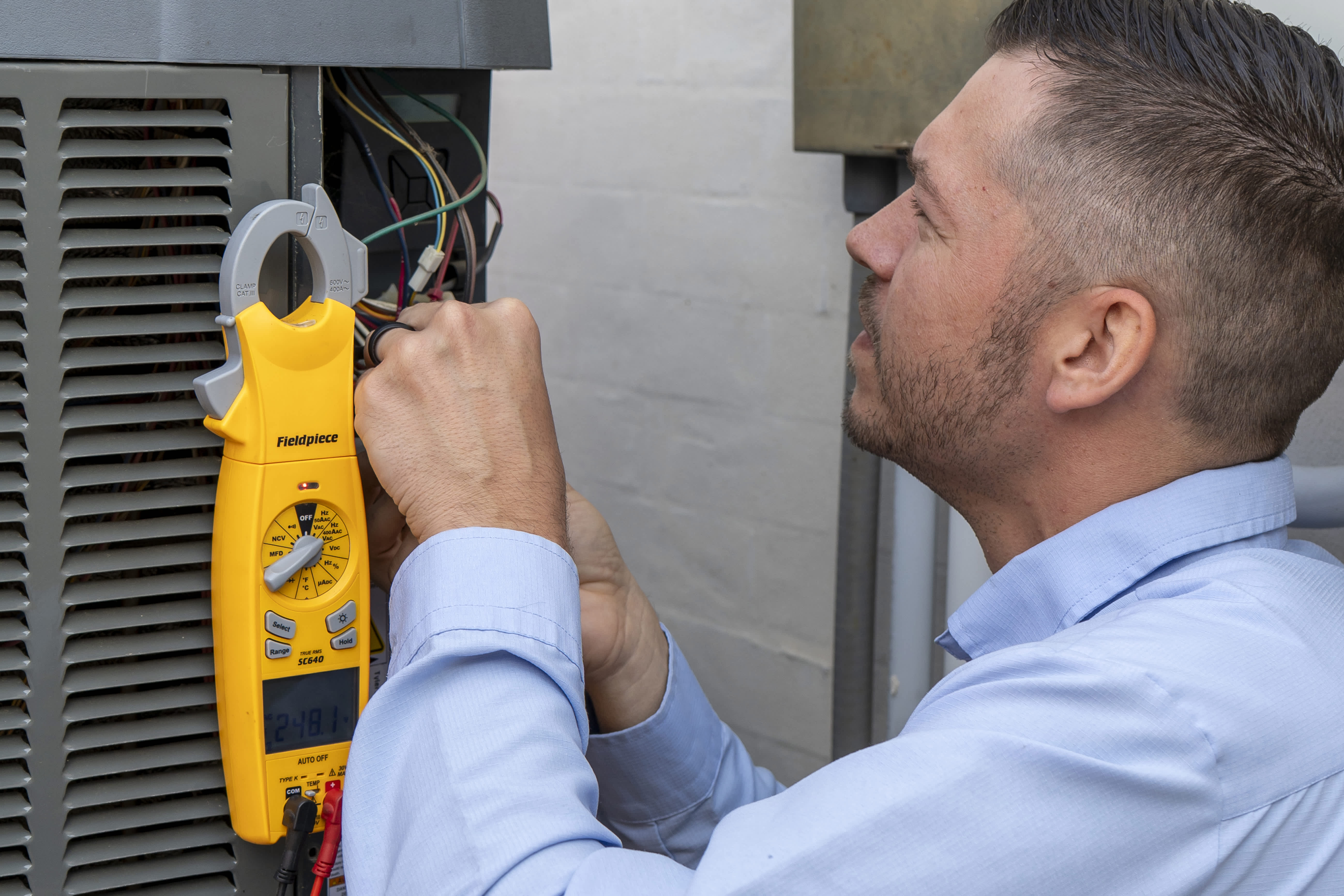 Experience top-notch HVAC solutions with AirCo Air Conditioning, Heating and Plumbing—where professionalism meets precision.