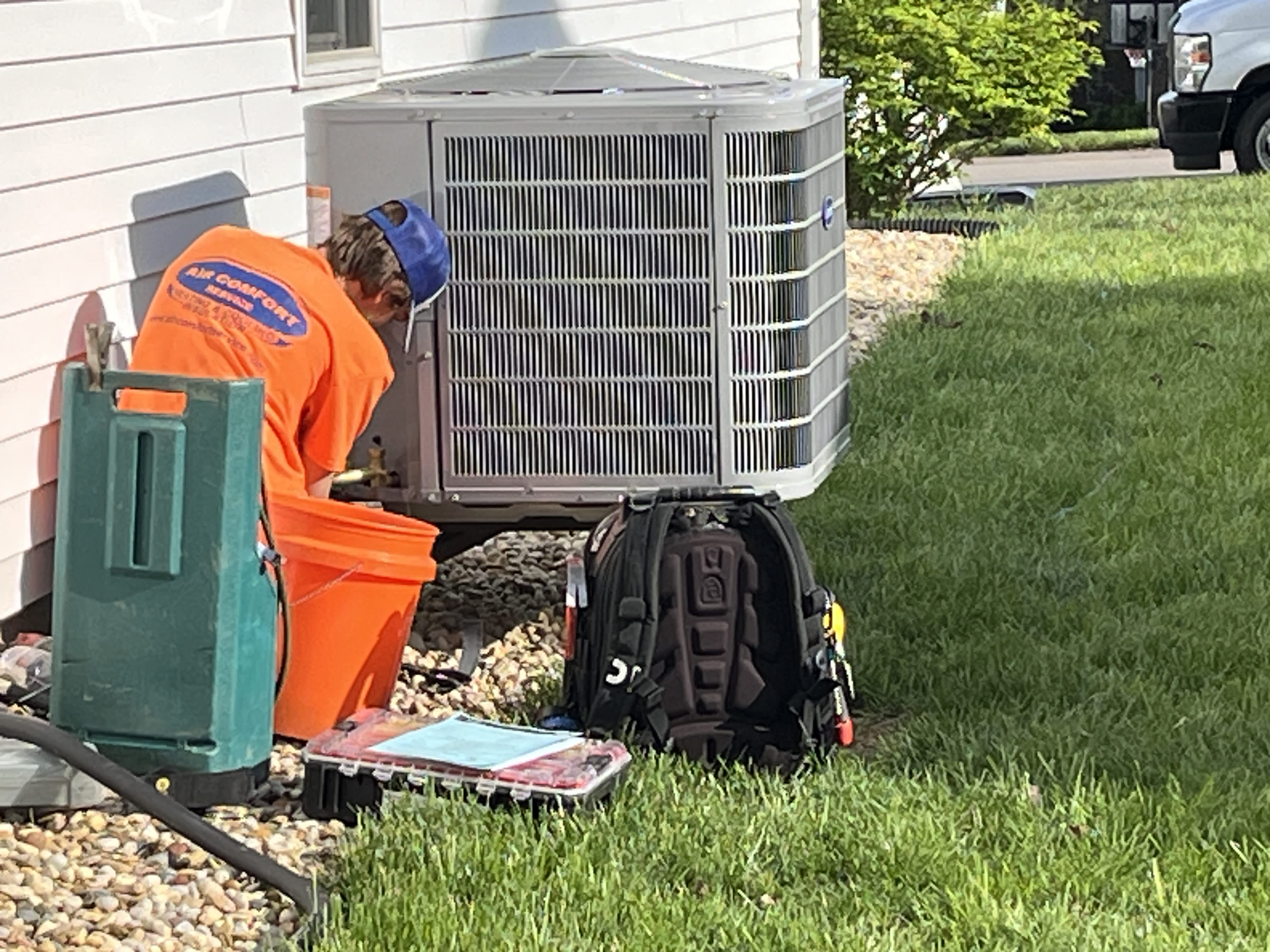 Air Comfort Service, Inc. ensures your home stays cool with our expert air conditioning services, performed with care and professionalism.
