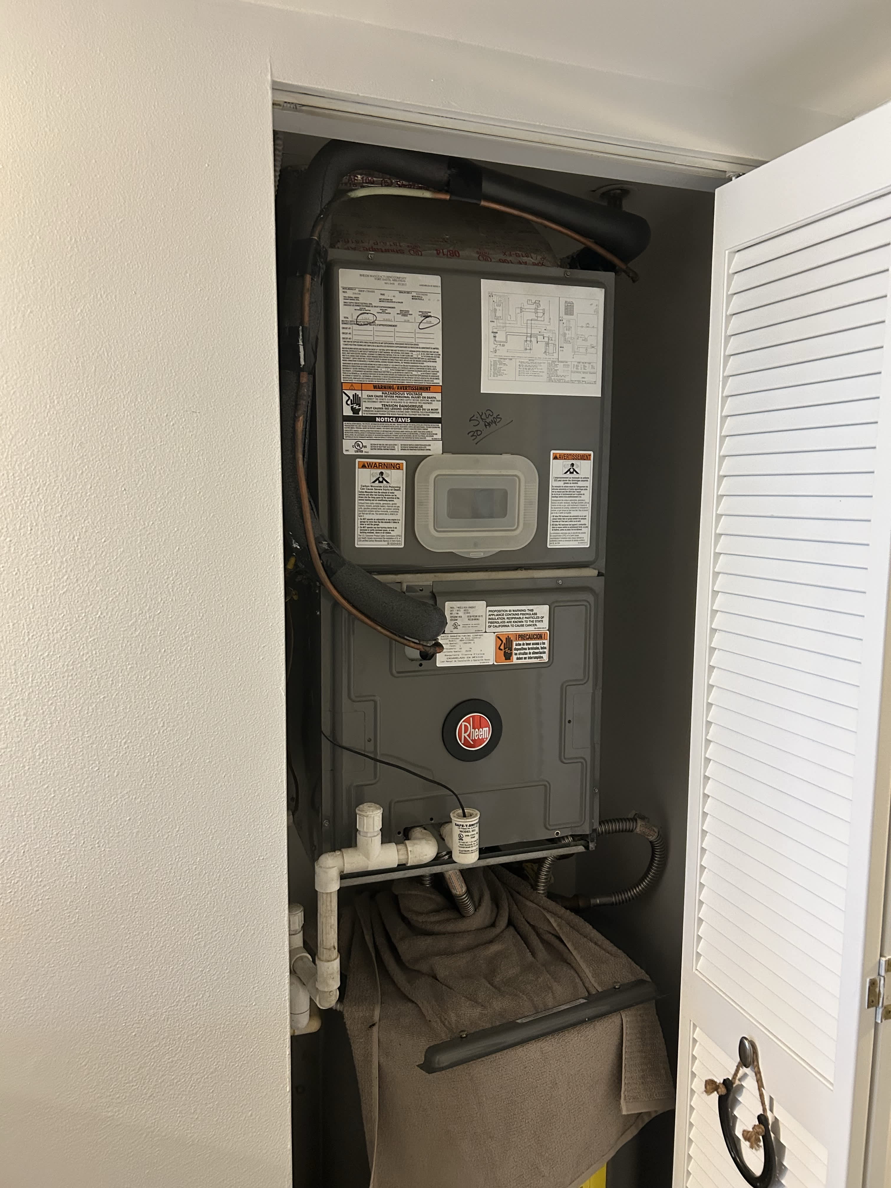 Experience efficient heating with Hopkins Air Conditioning's top-quality Rheem installations.
