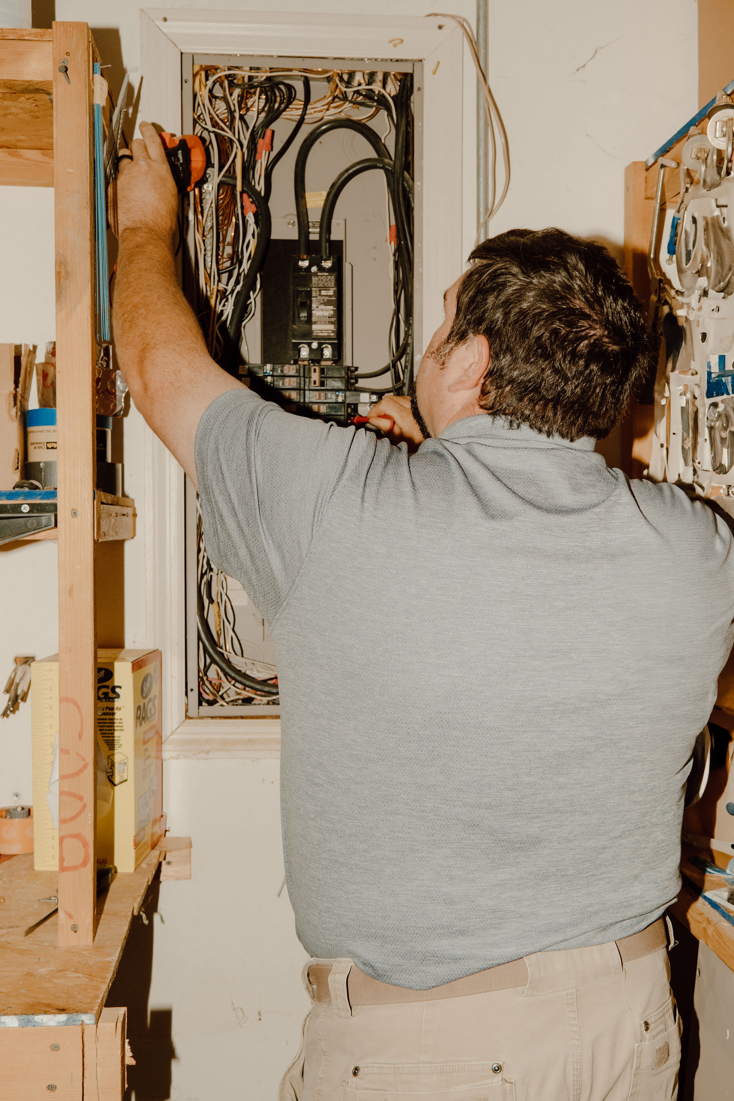 Experience quality electrical solutions with Atomic Electric Service Inc., where professionalism meets expertise.