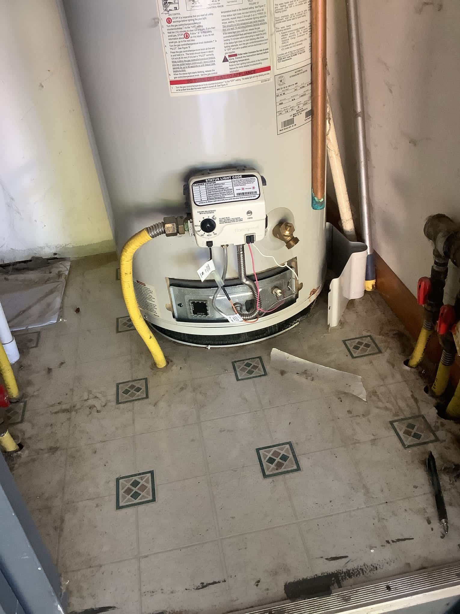 Ensure your home's comfort with reliable water heater services by Summers Plumbing Heating & Cooling.