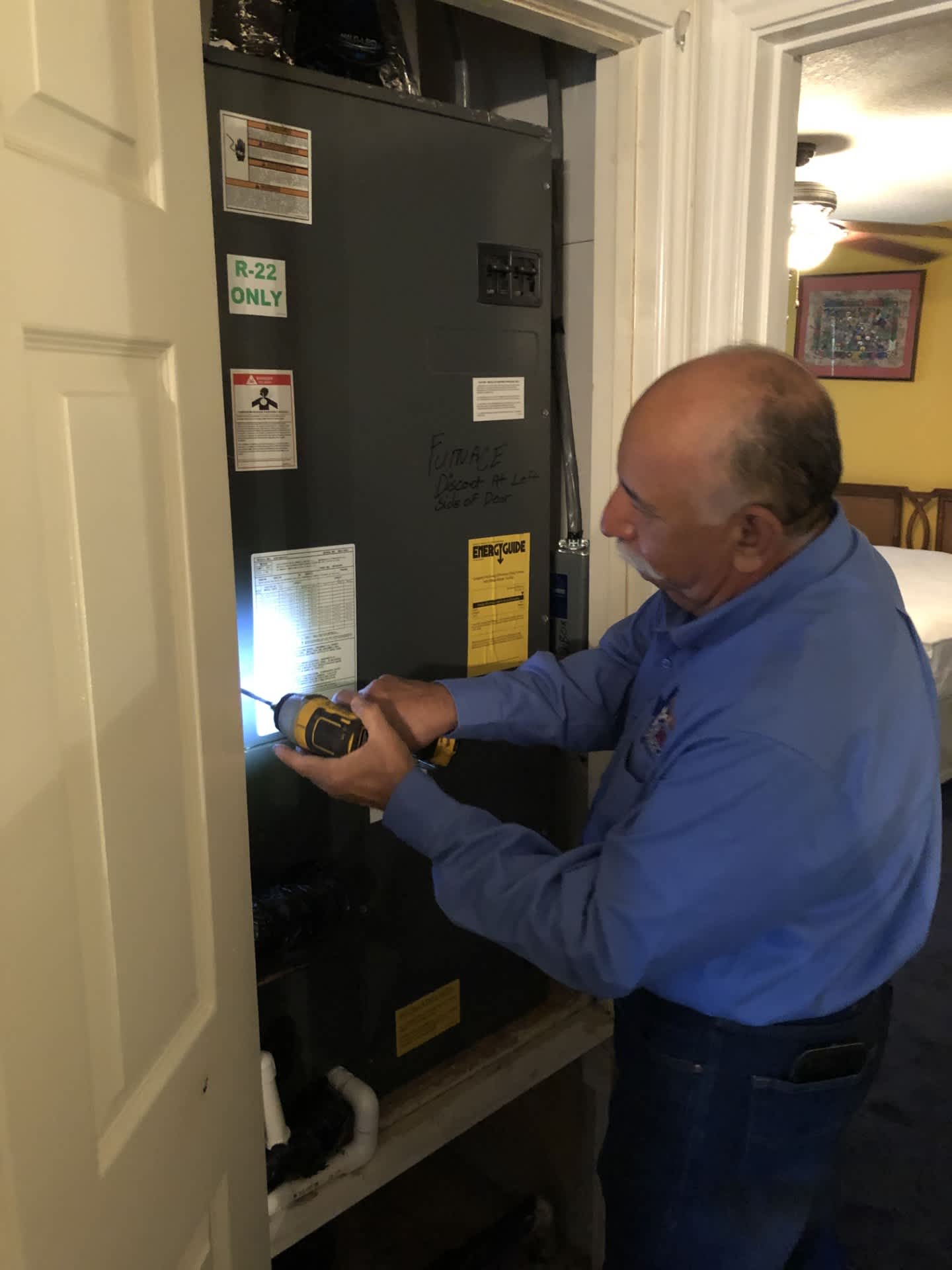 Eagle Heating & AC ensures your comfort with expert furnace services, delivered with professionalism and care.