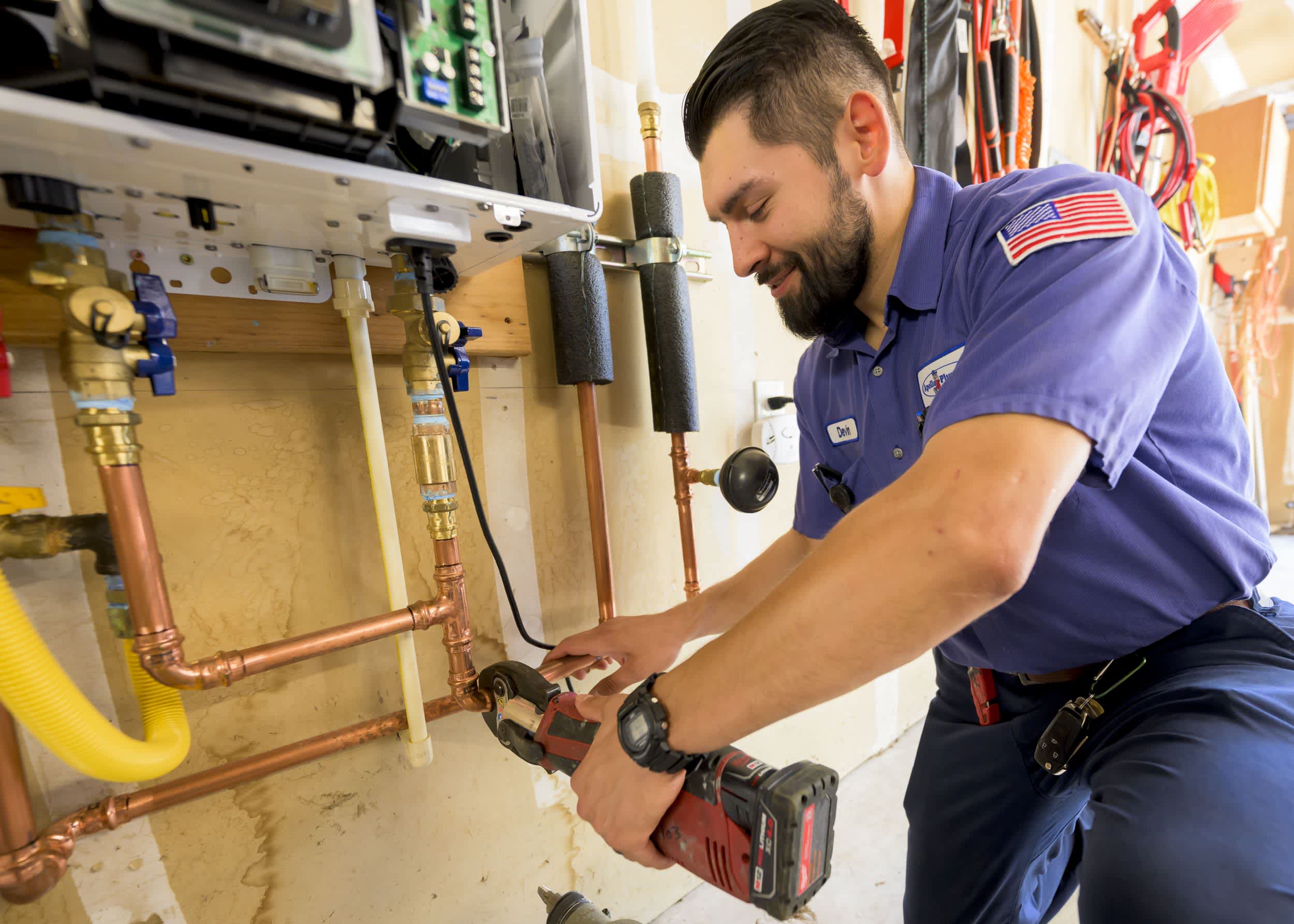Experience exceptional plumbing solutions with Apollo Plumbing, where professionalism meets quality!
